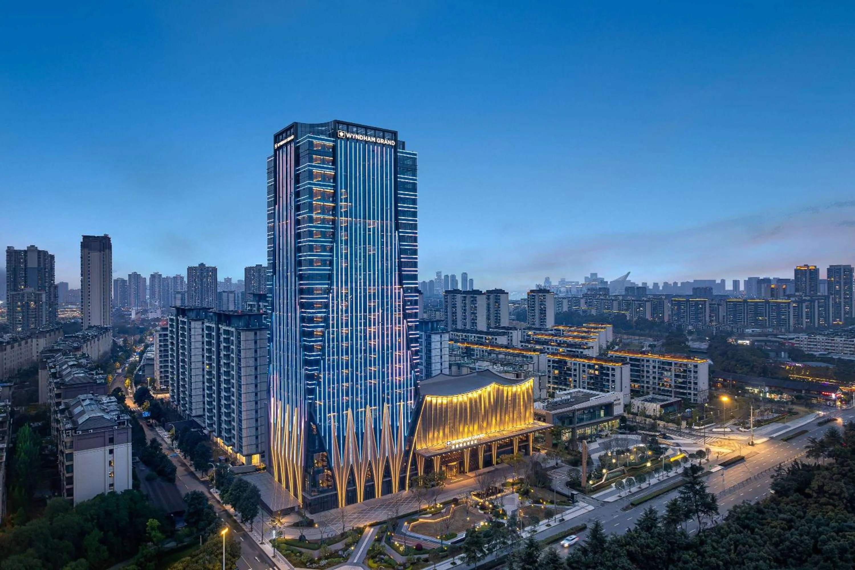 Wyndham Grand Chengdu East