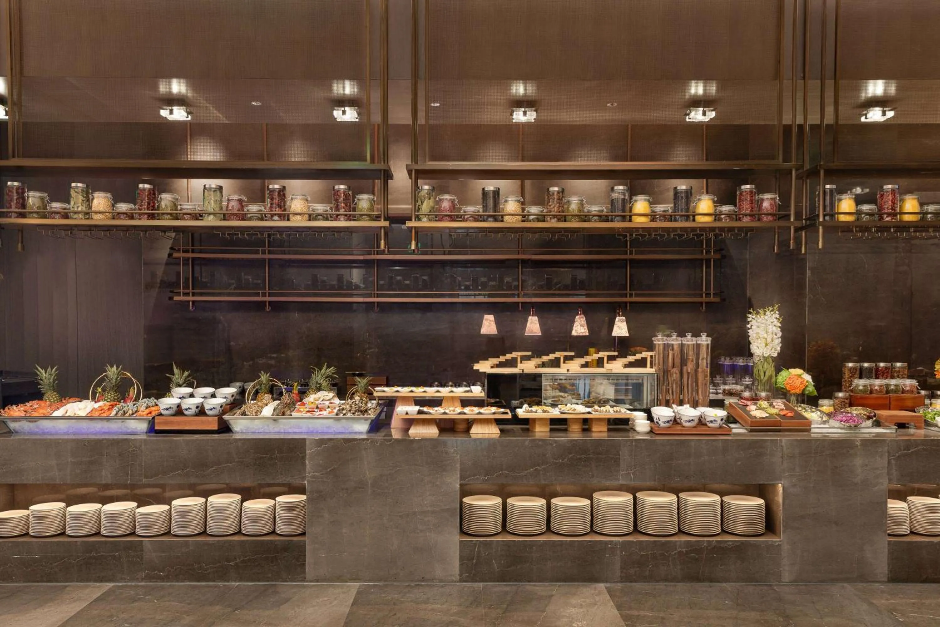 Restaurant/places to eat in Wyndham Grand Chengdu East