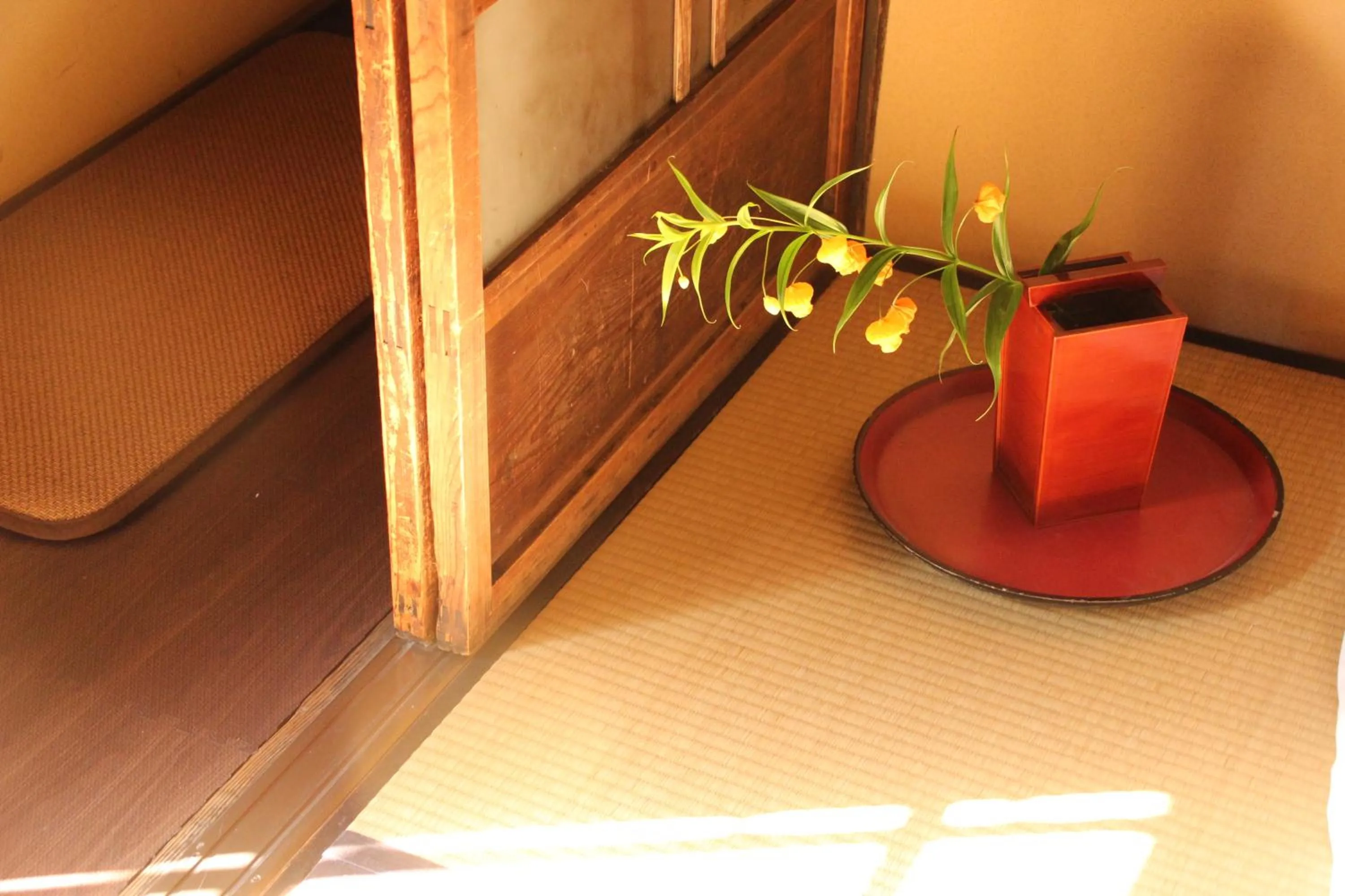 Decorative detail in HARUYA Umekoji