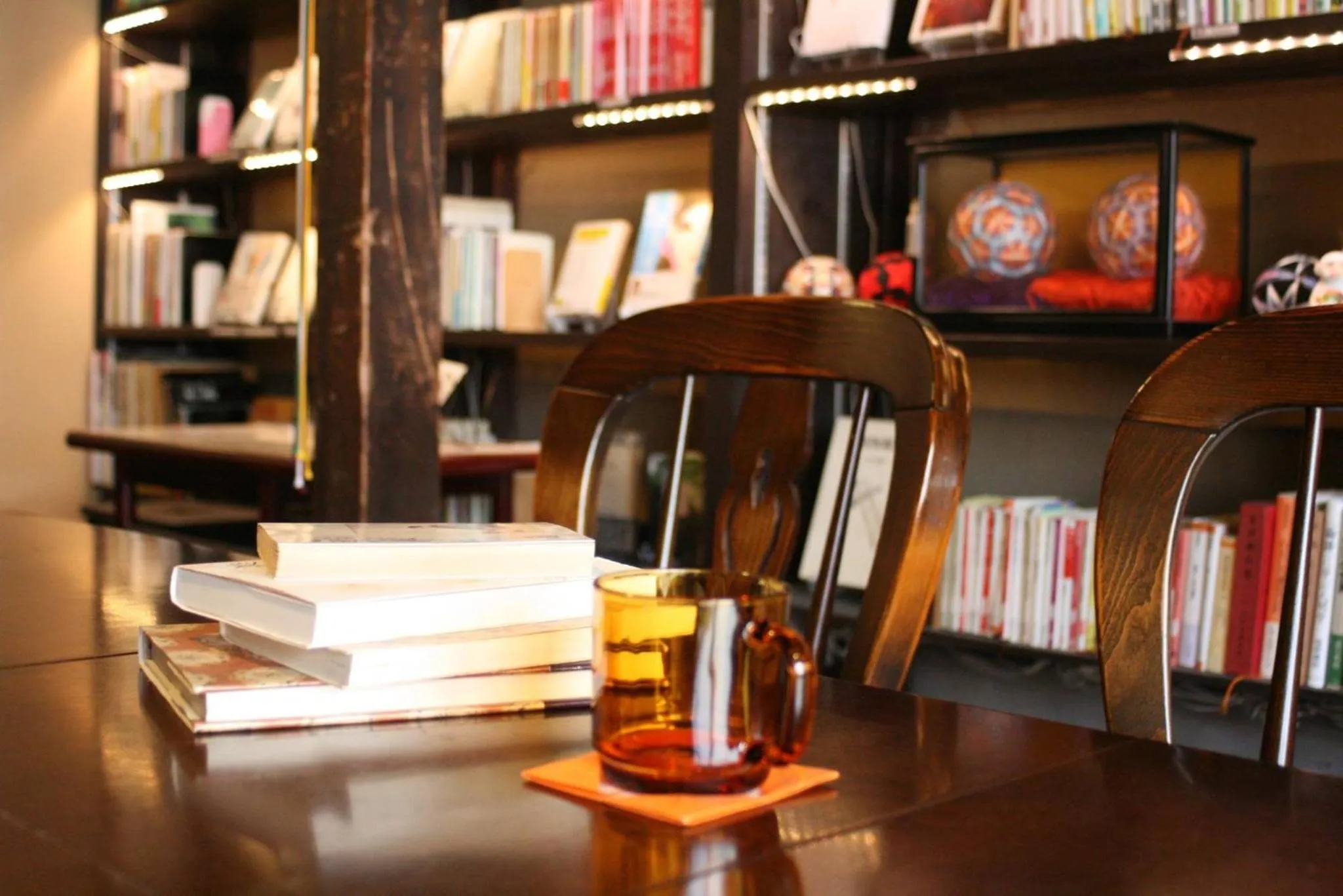 Library in HARUYA Umekoji