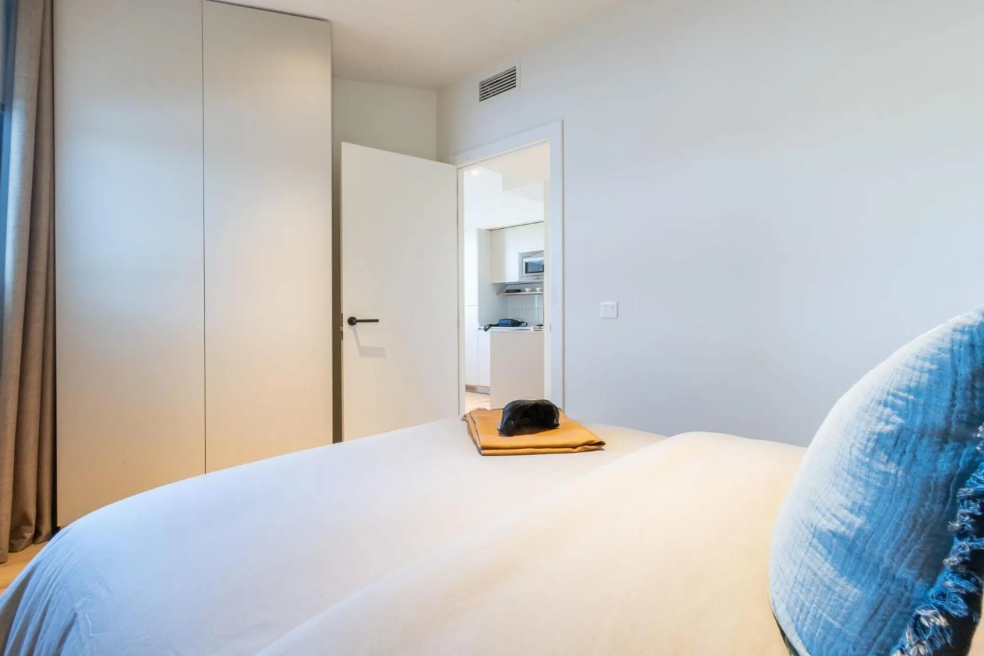 Bed in Be Casa Alcobendas