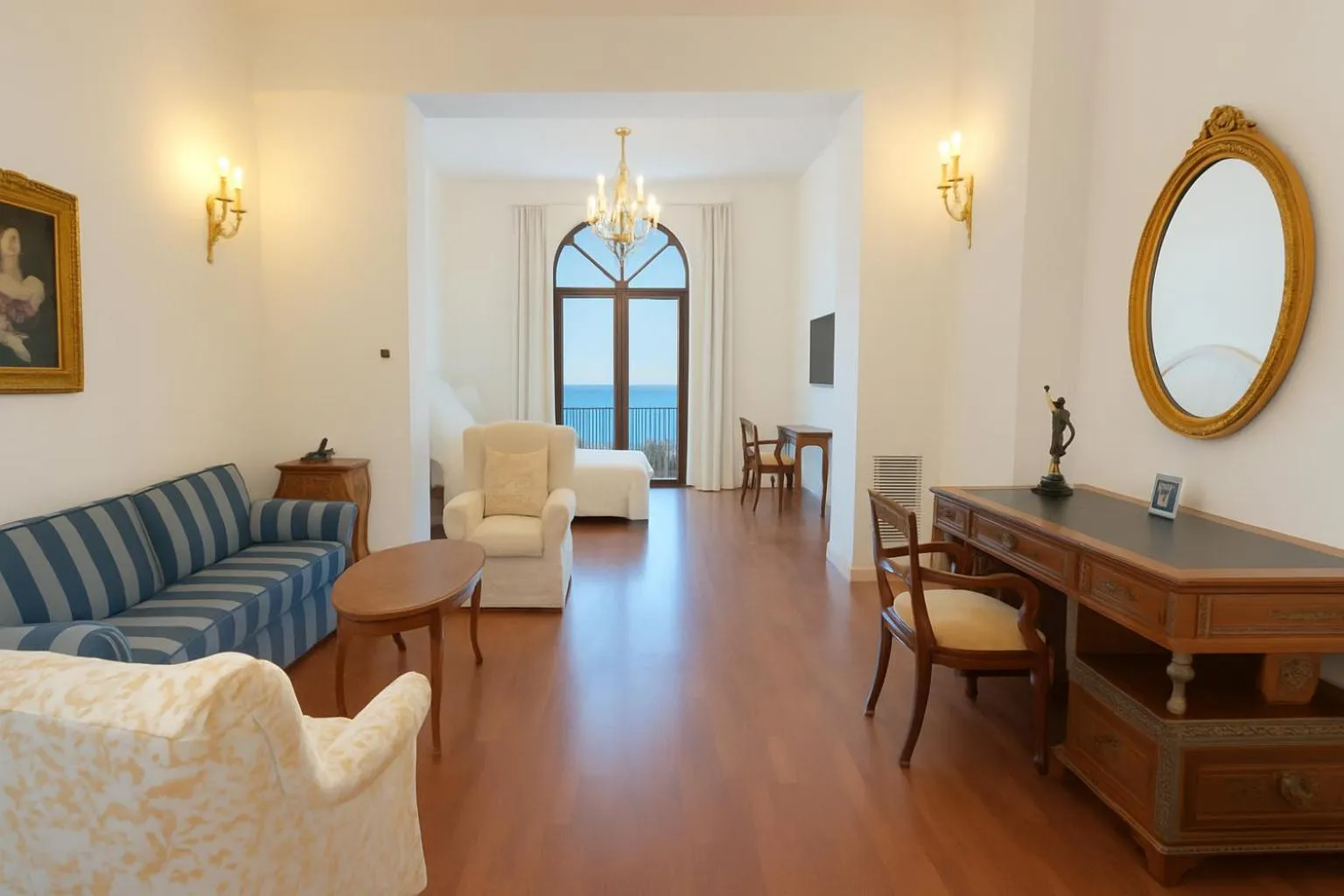 Living room in Grand Hotel Europa Palace Sorrento