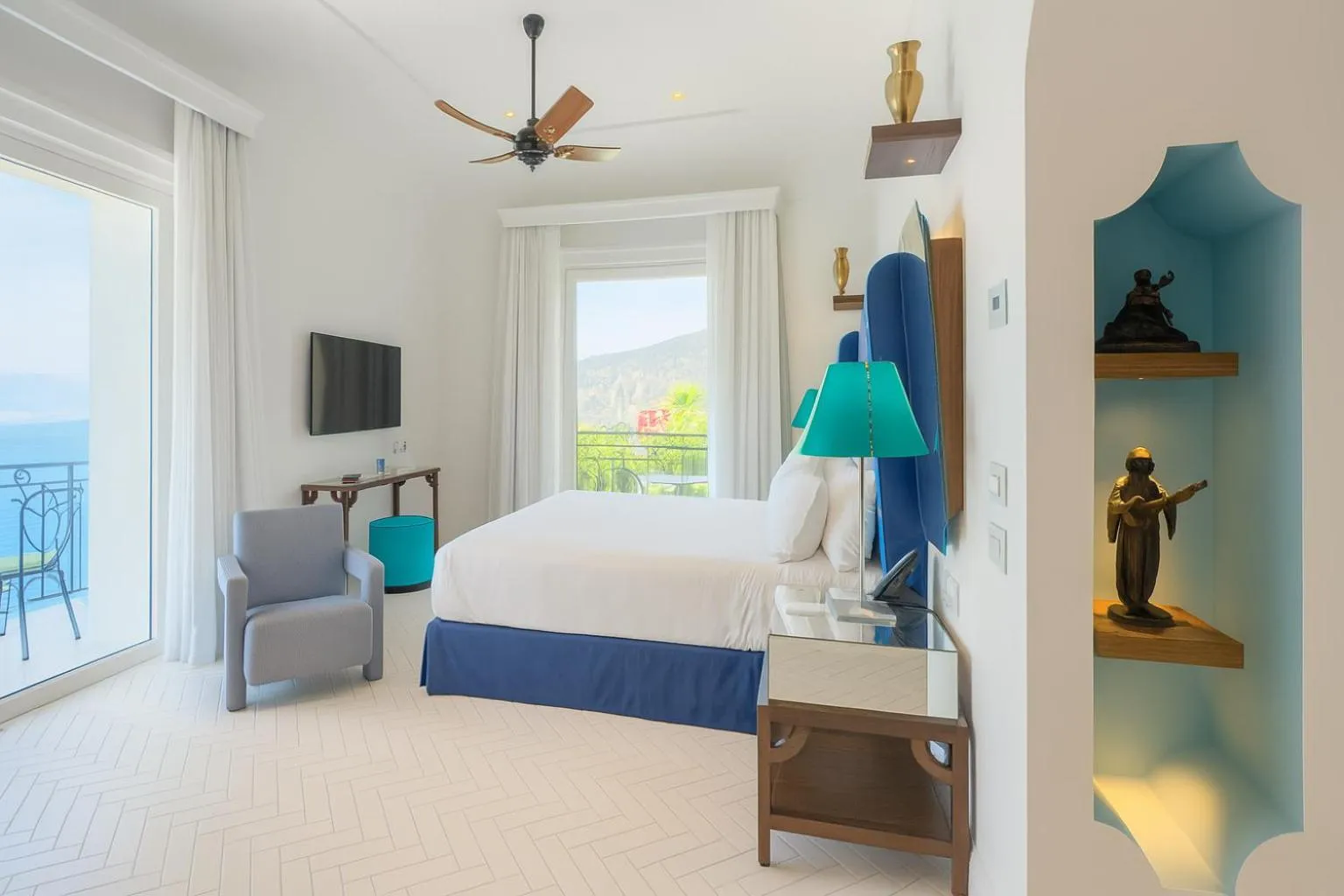 Bed in Grand Hotel Europa Palace Sorrento