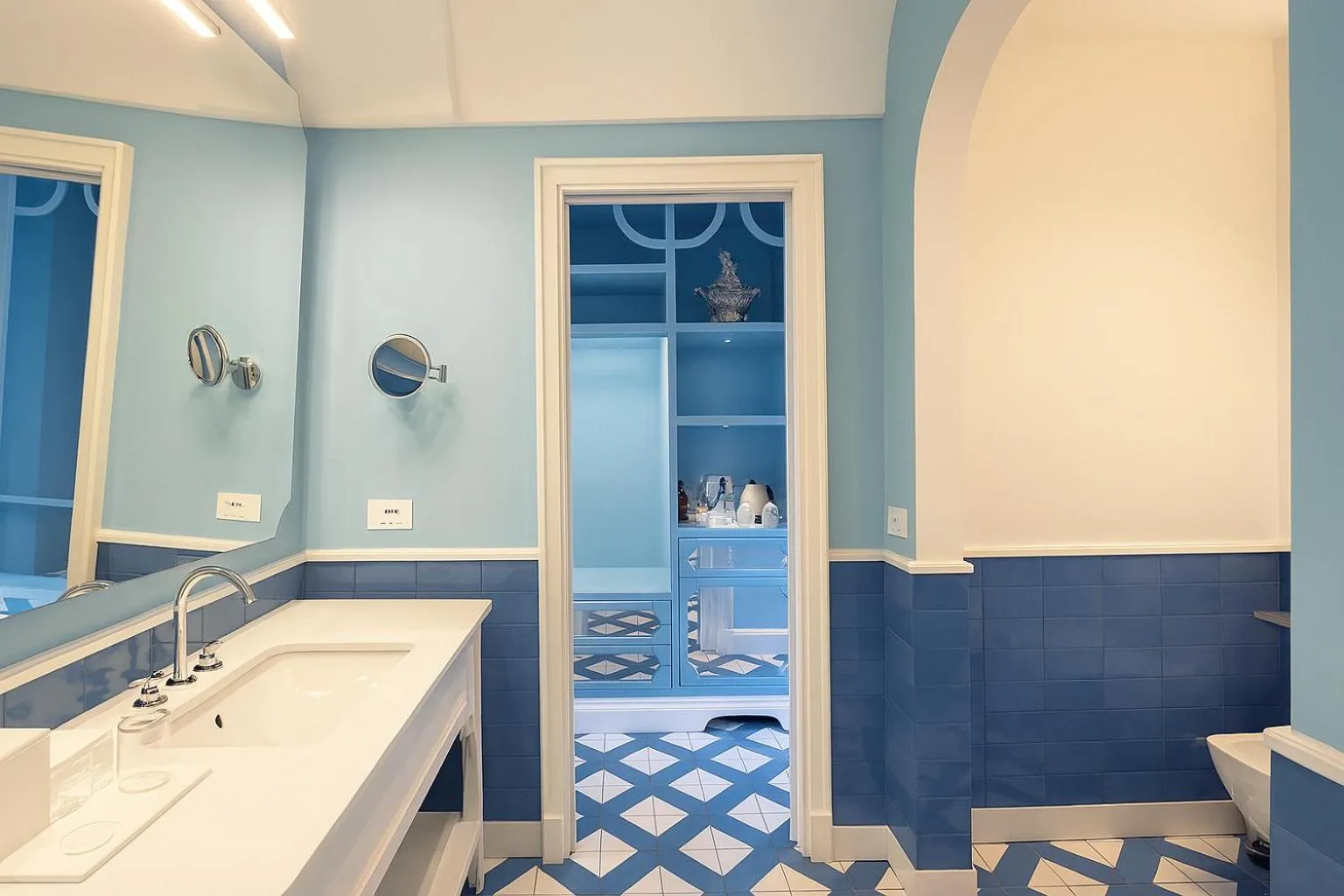 Bathroom in Grand Hotel Europa Palace Sorrento