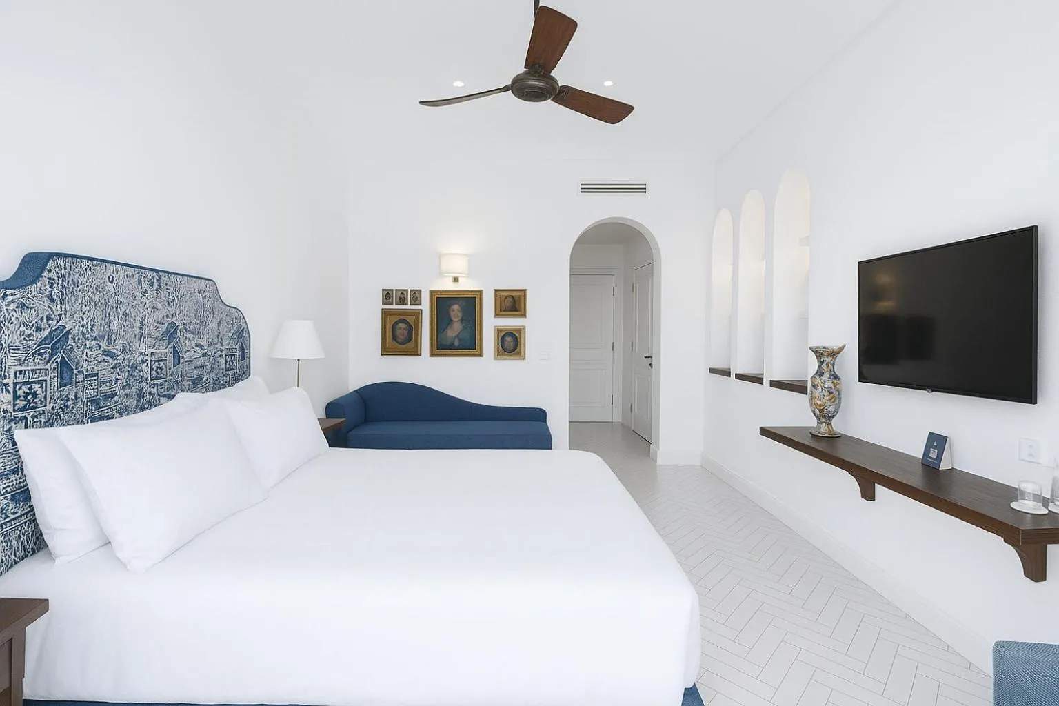 Bed in Grand Hotel Europa Palace Sorrento