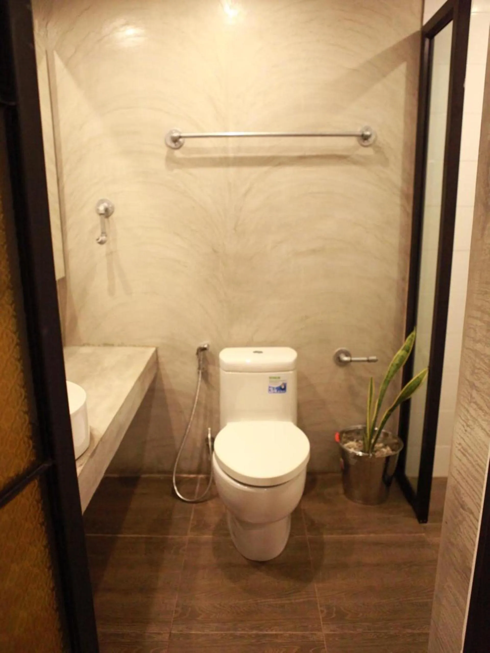 Toilet in S Park Design Hotel