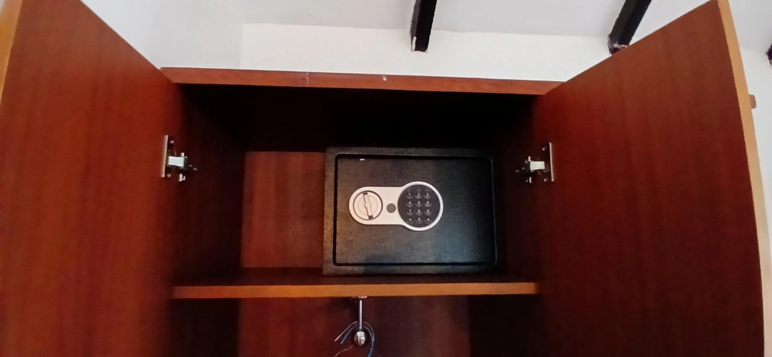 wardrobe in Explorer Resort & Marina