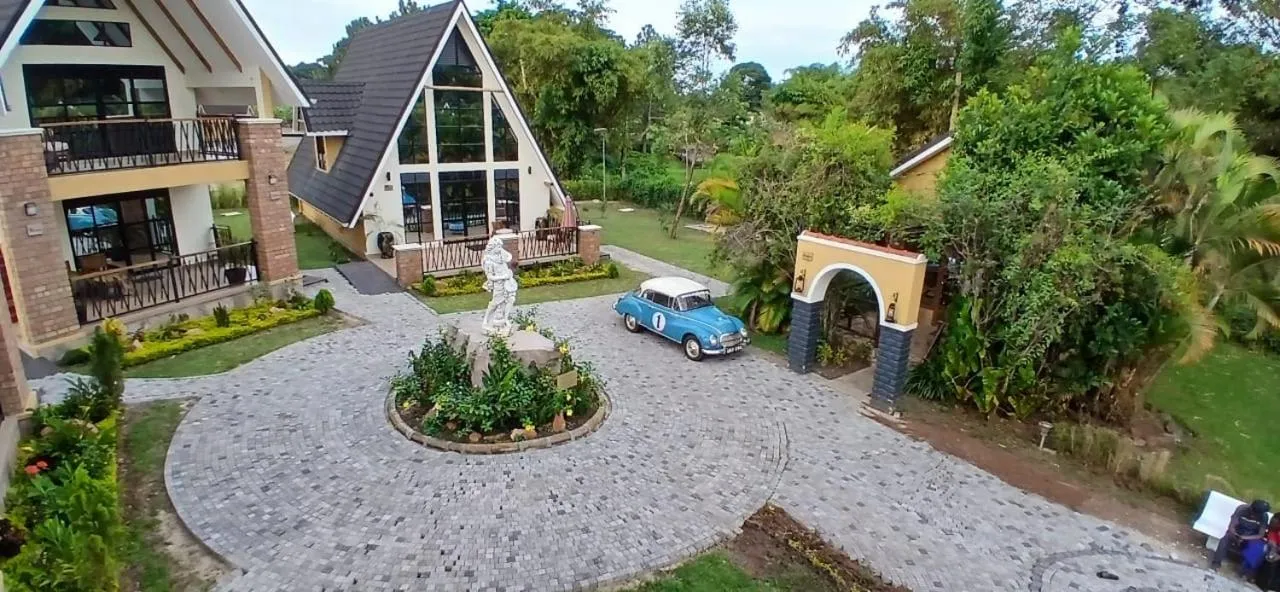 Property building in Explorer Resort & Marina