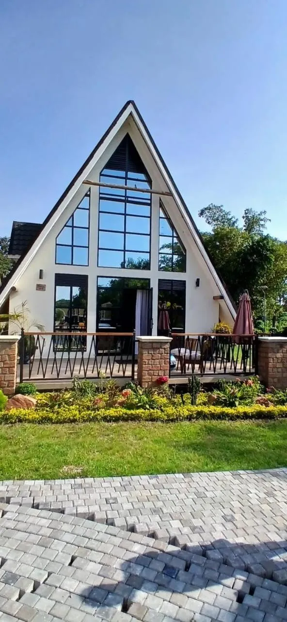 Property building in Explorer Resort & Marina