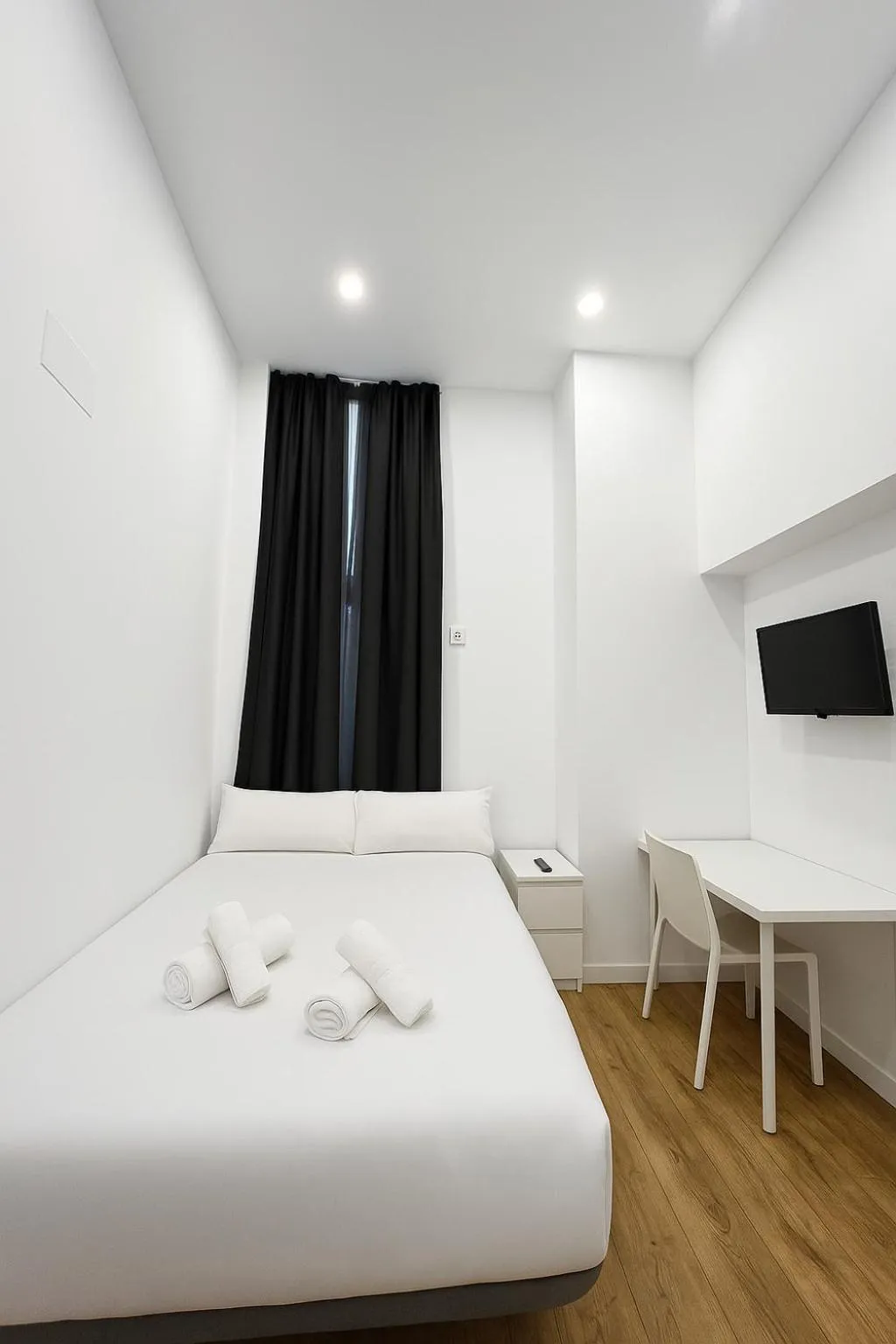 Bed in Hostal Bernabeu