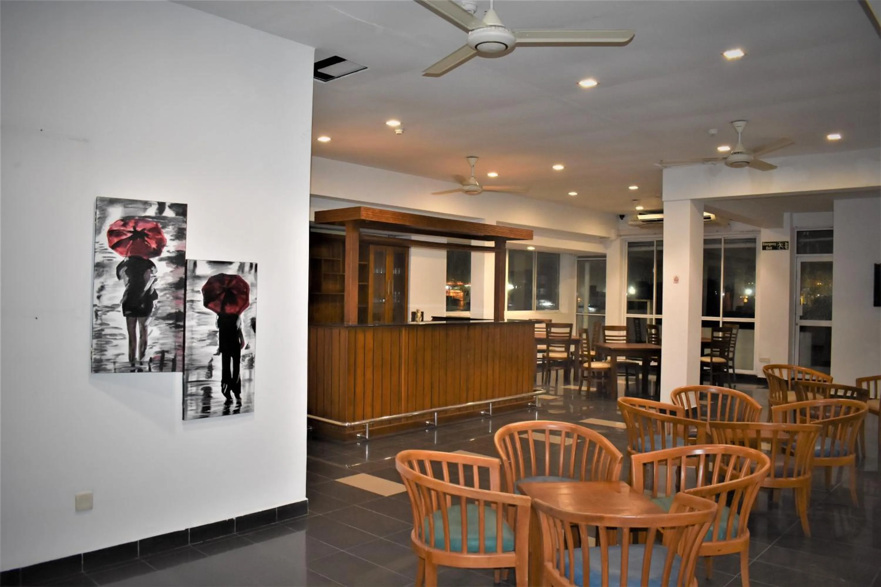 Lounge or bar in Port View City Hotel