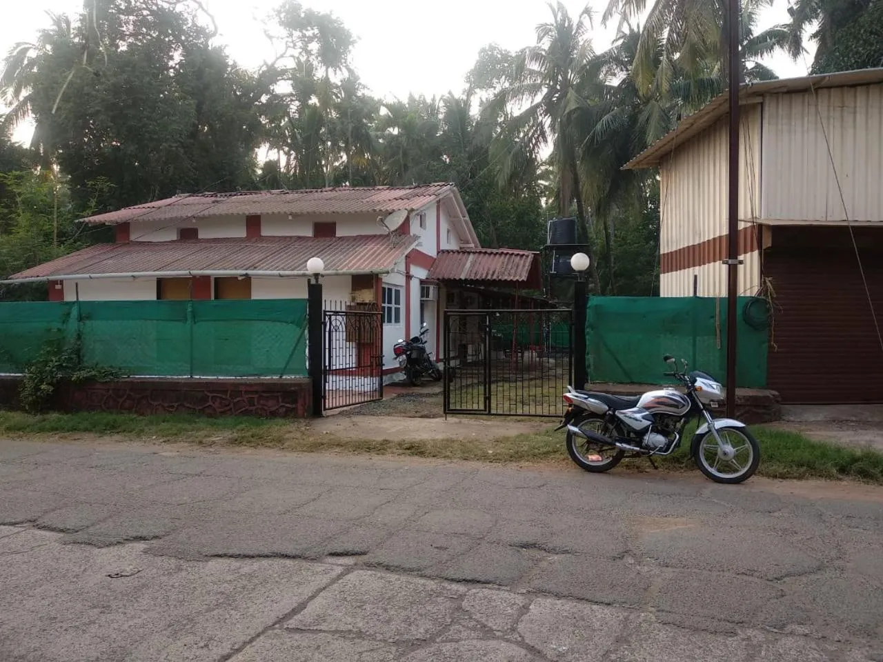 Akshi Villa