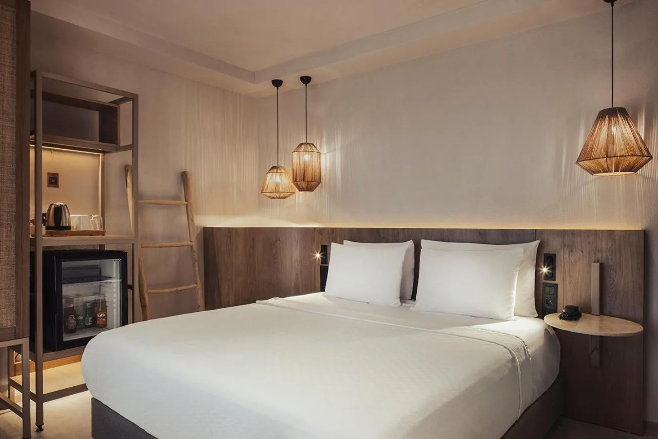 Bed in En Vie Beach Boutique Hotel - Adults Only