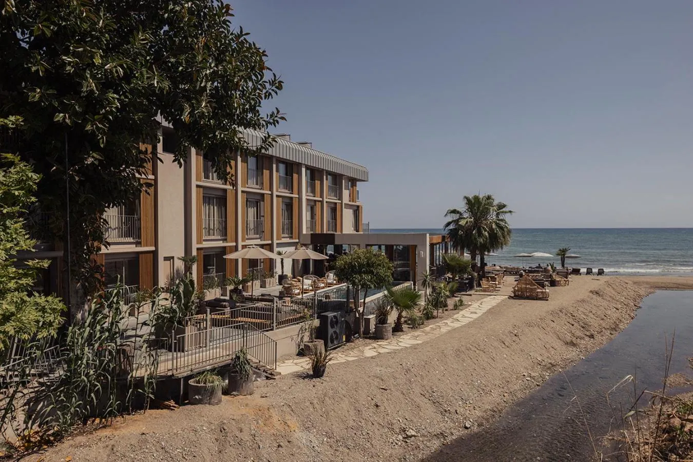 Property building in En Vie Beach Boutique Hotel - Adults Only