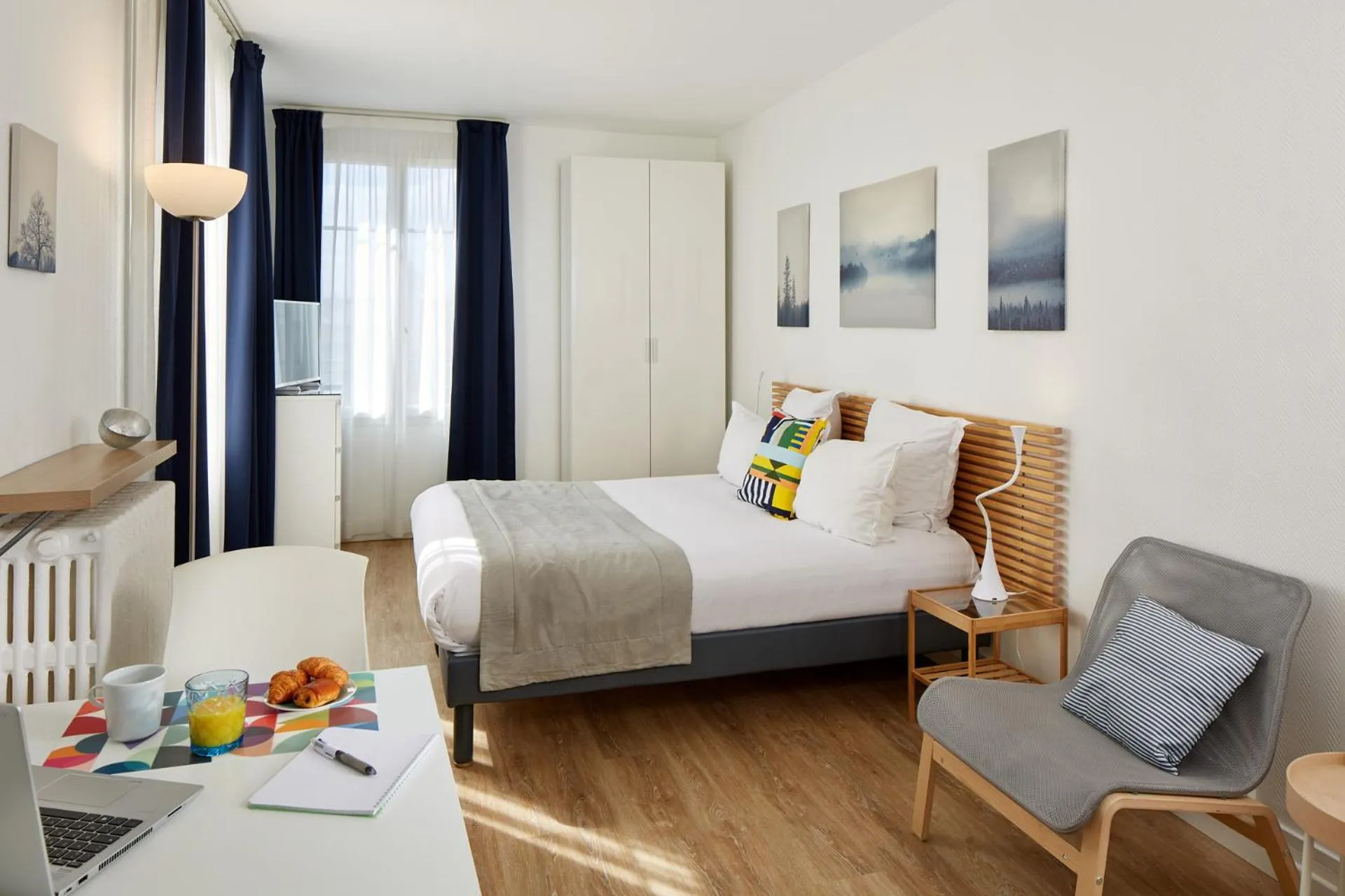 Photo of the whole room, Bed in Hotel Résidence Paris Asnières