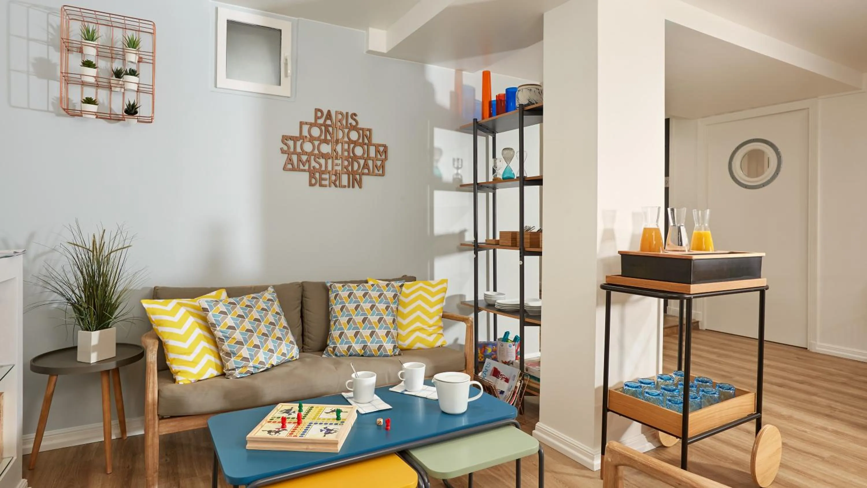 Seating area in Hotel Résidence Paris Asnières