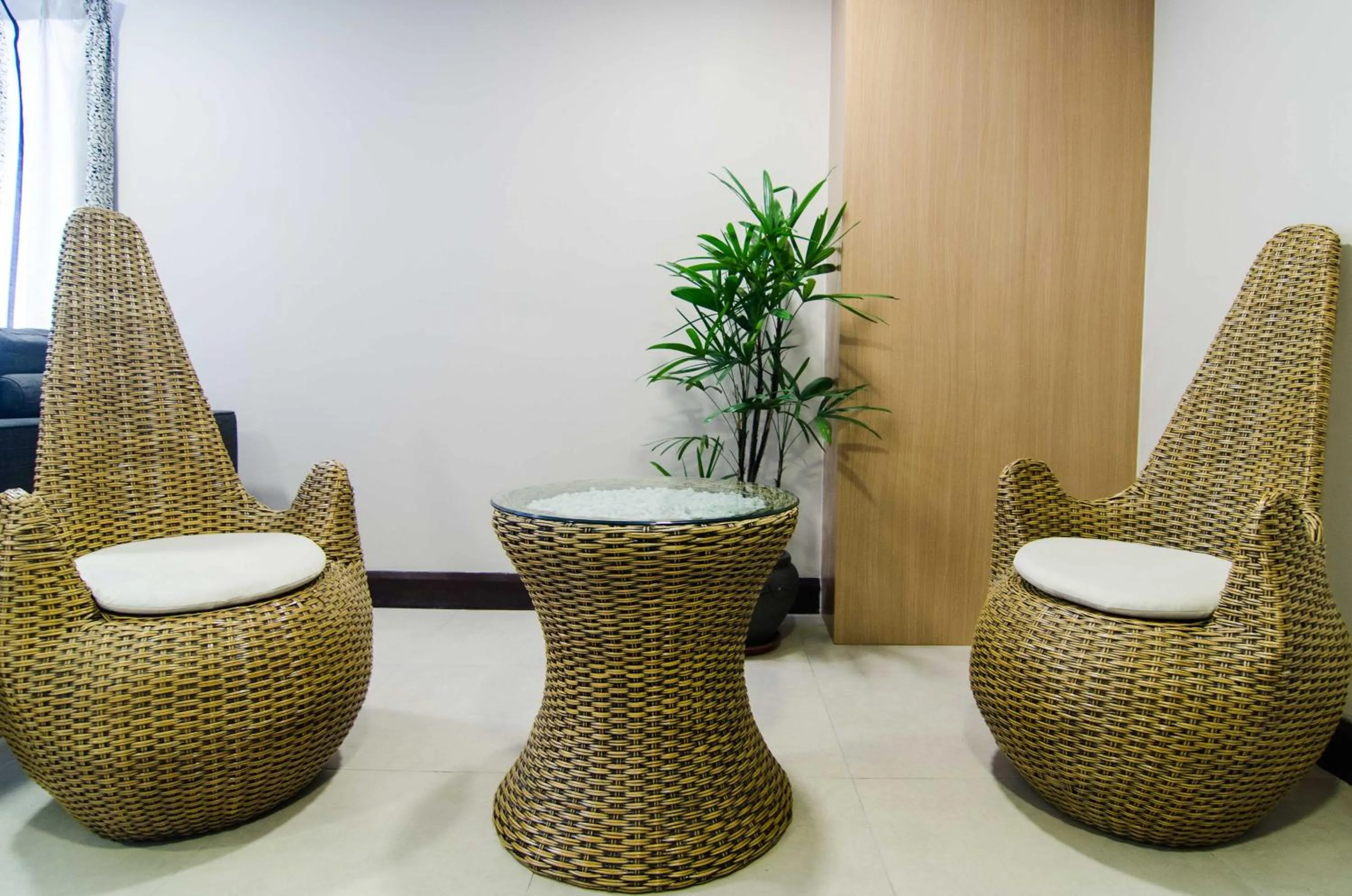 Seating area in Mornington Hotel Sitiawan