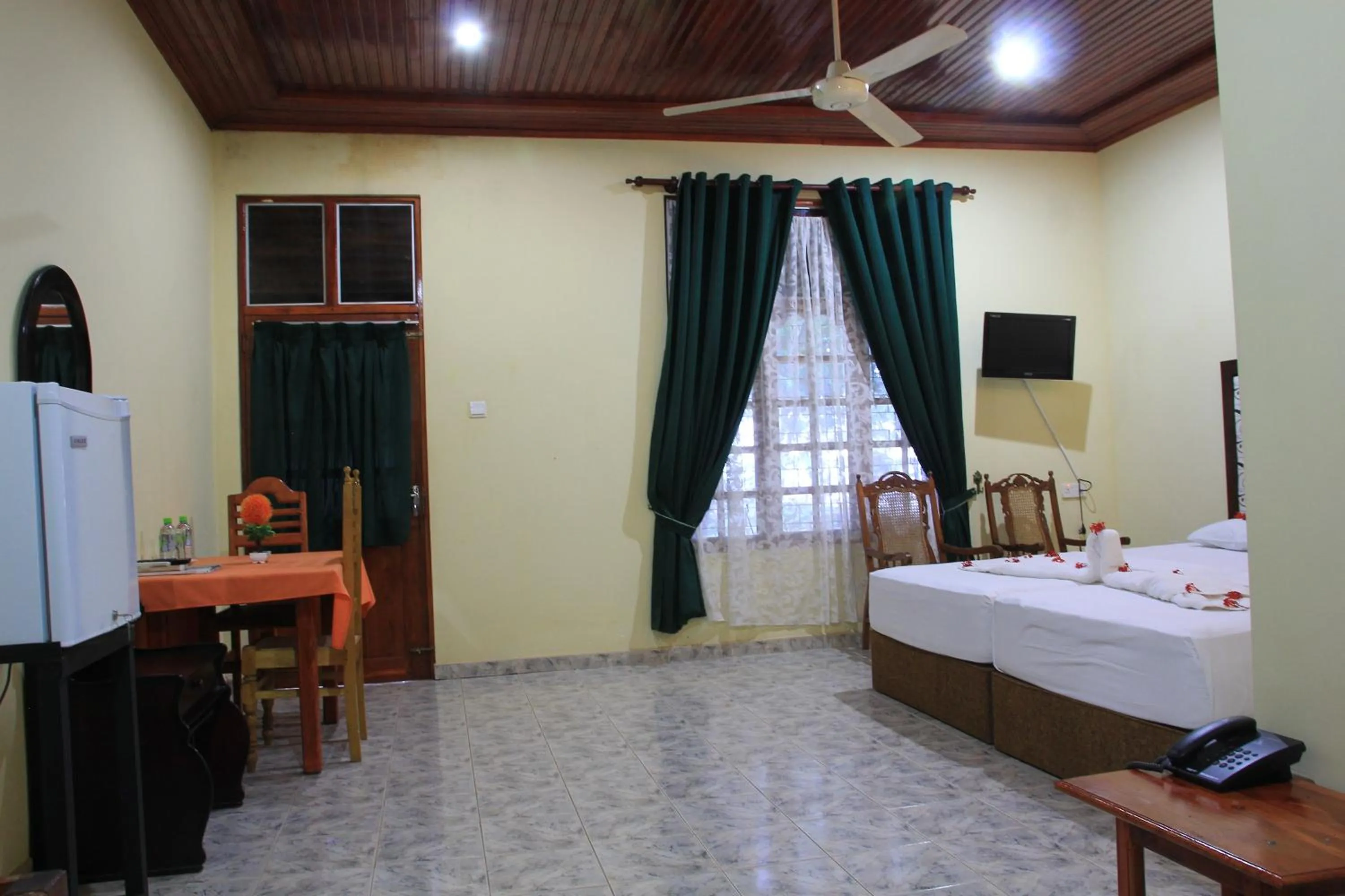 Family in Wila Safari Hotel