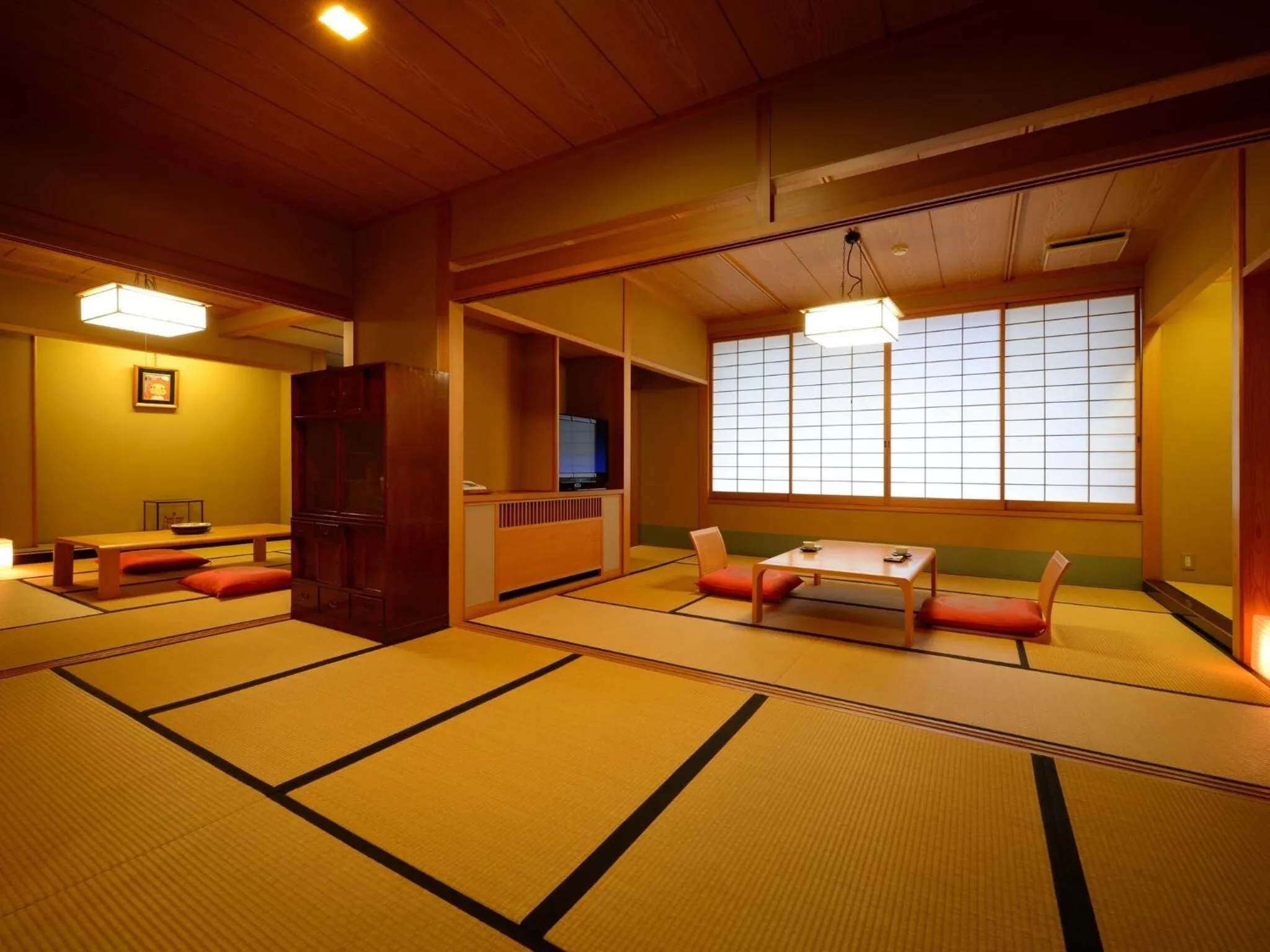 Photo of the whole room, Bed in Sakaeya Hotel