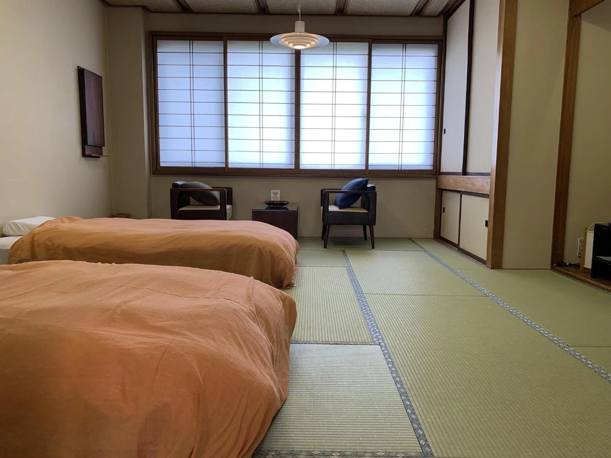 Bed in Sakaeya Hotel