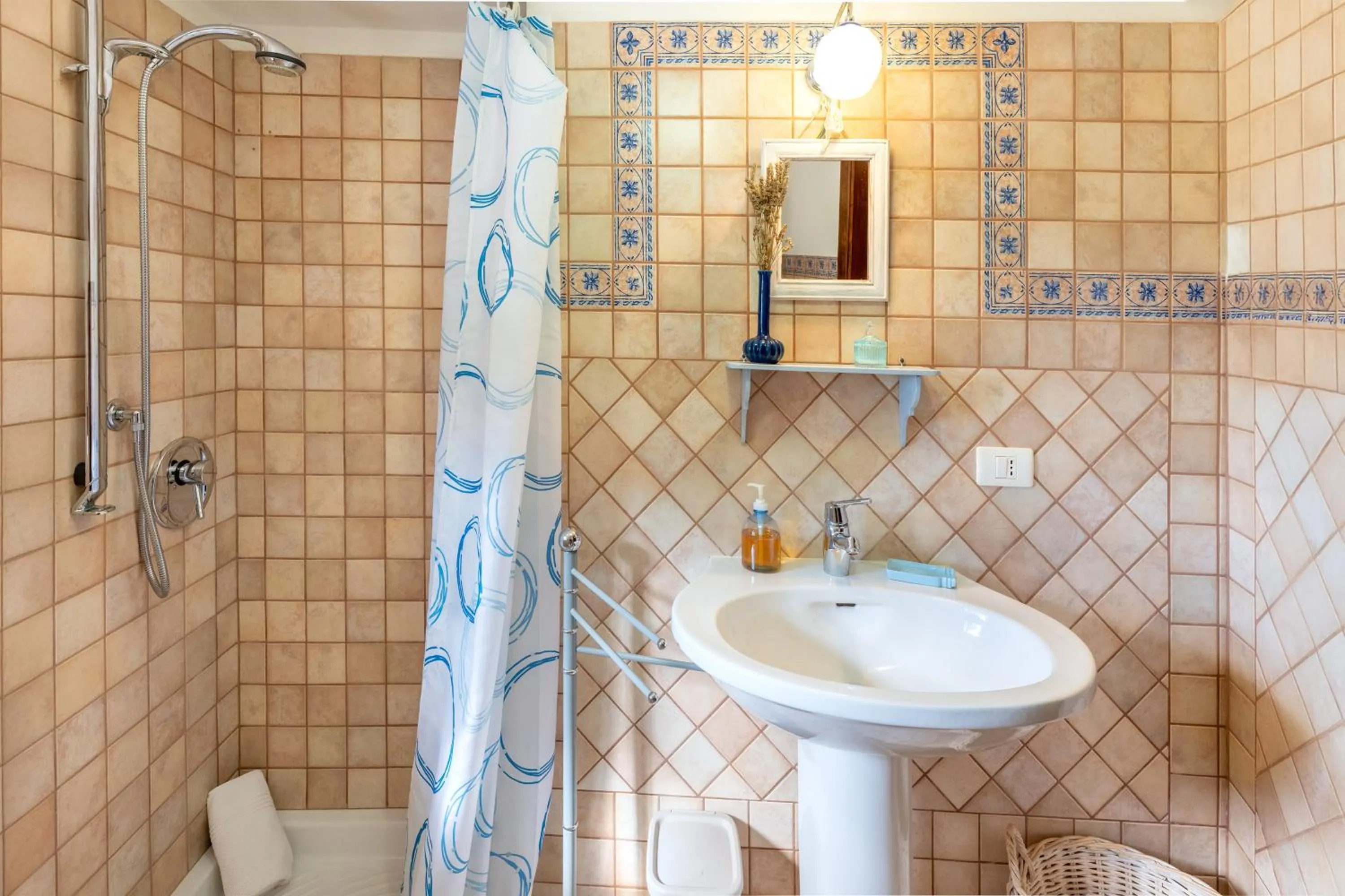 Bathroom in Trulli Sabrina Resort
