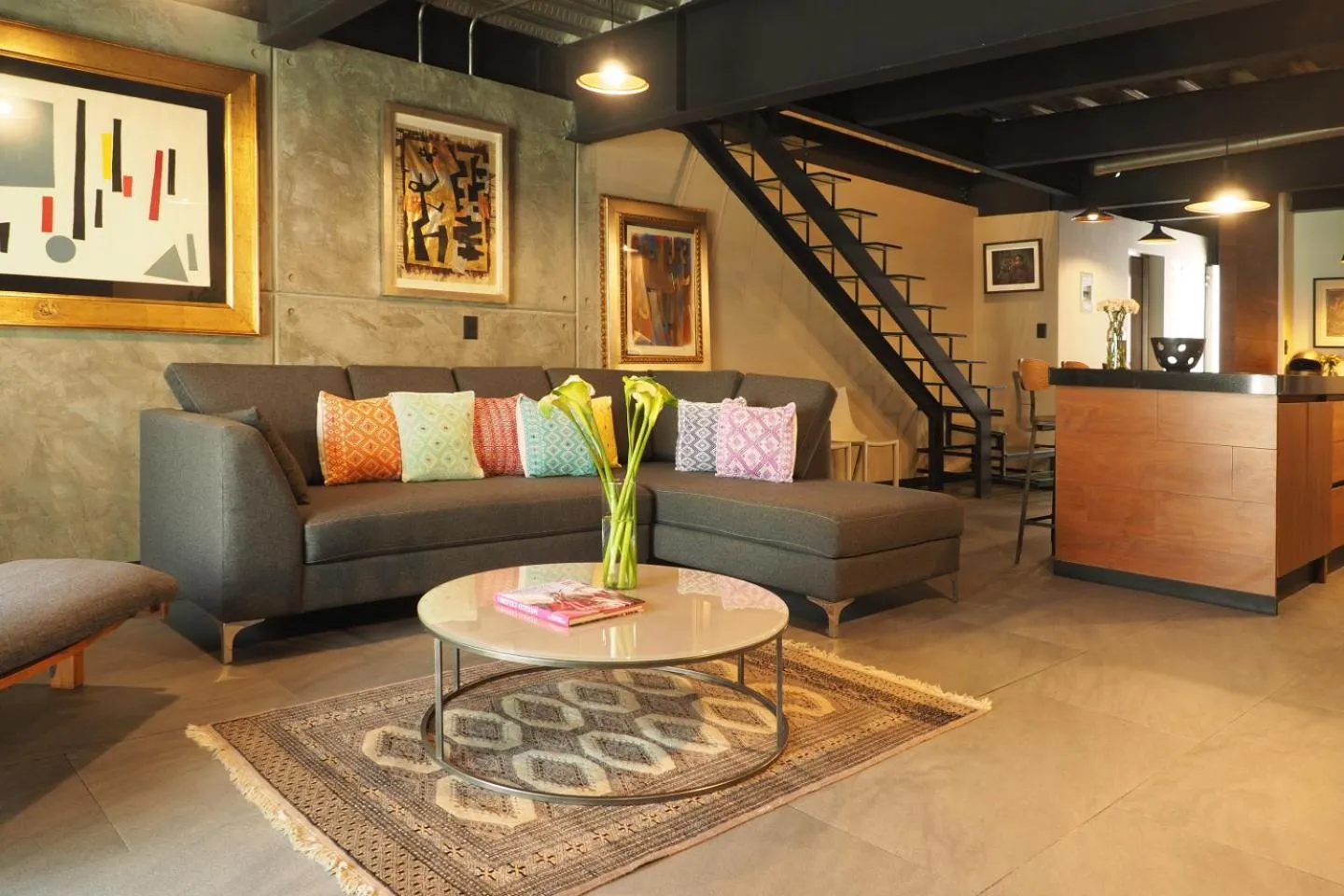 Two-Bedroom Apartment in Duplex Industrial by The Local Way