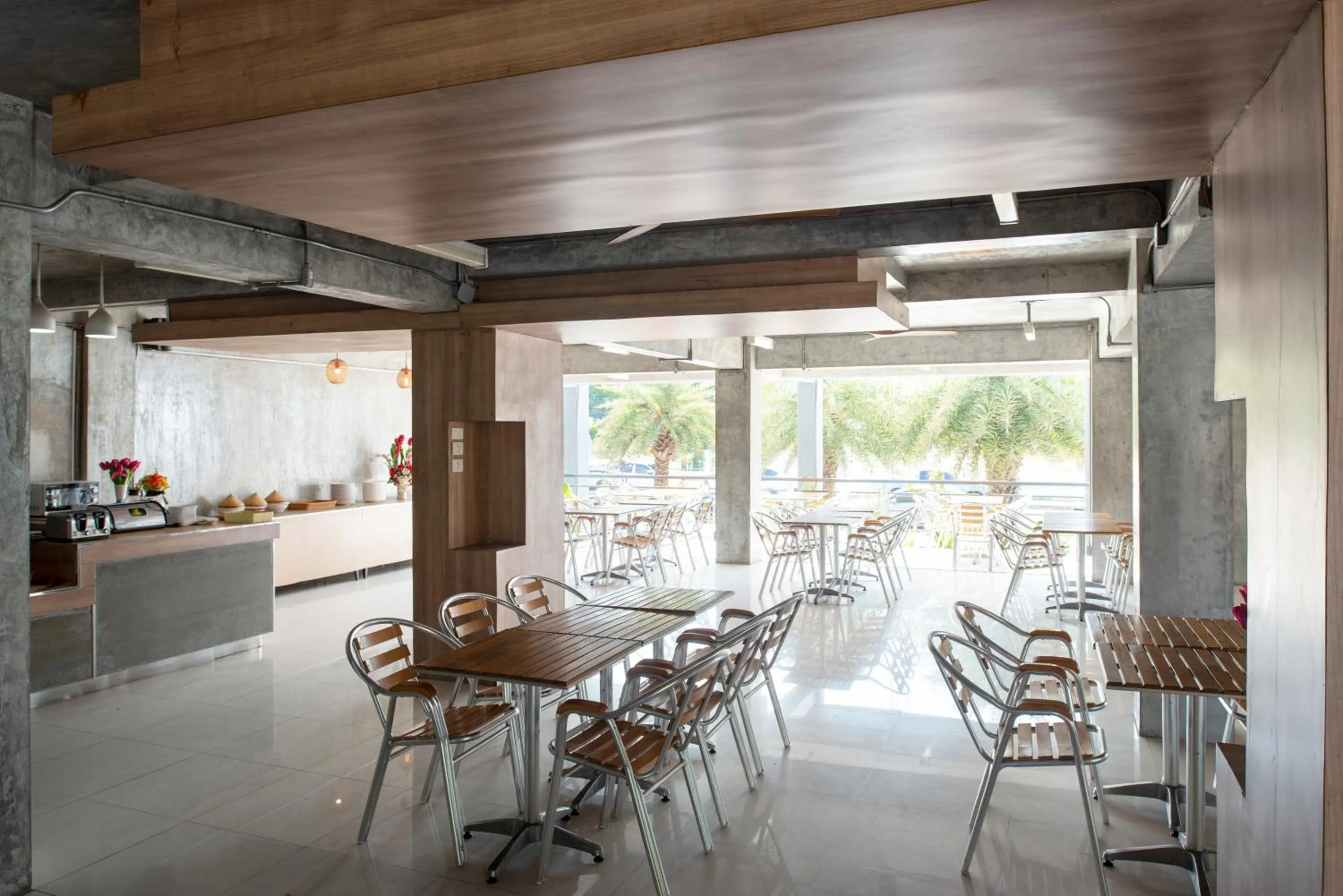 Restaurant/places to eat in Eco Inn Lite Ubon Ratchathani