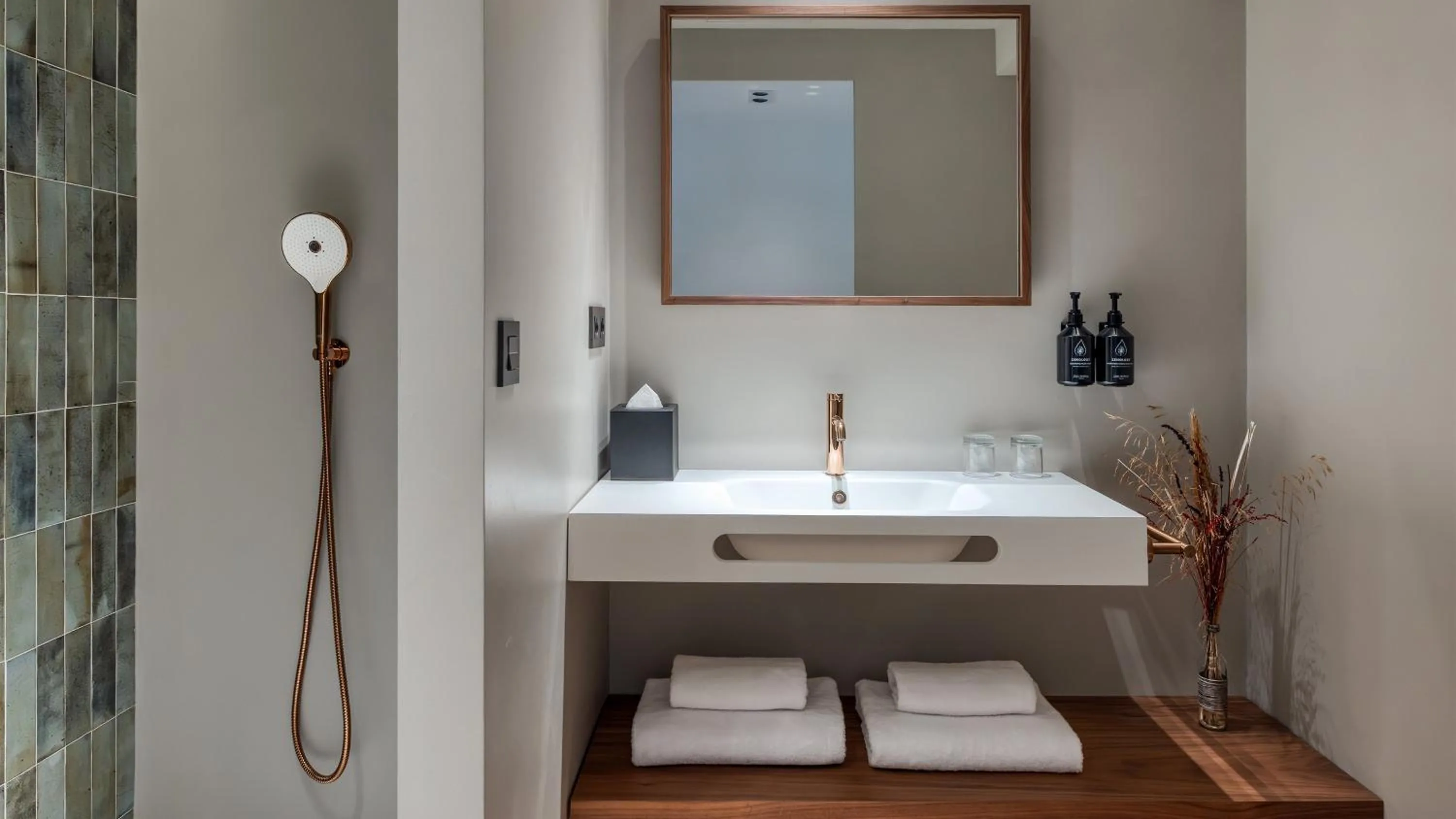 Bathroom in Hotel Indigo Gandia Beach by IHG