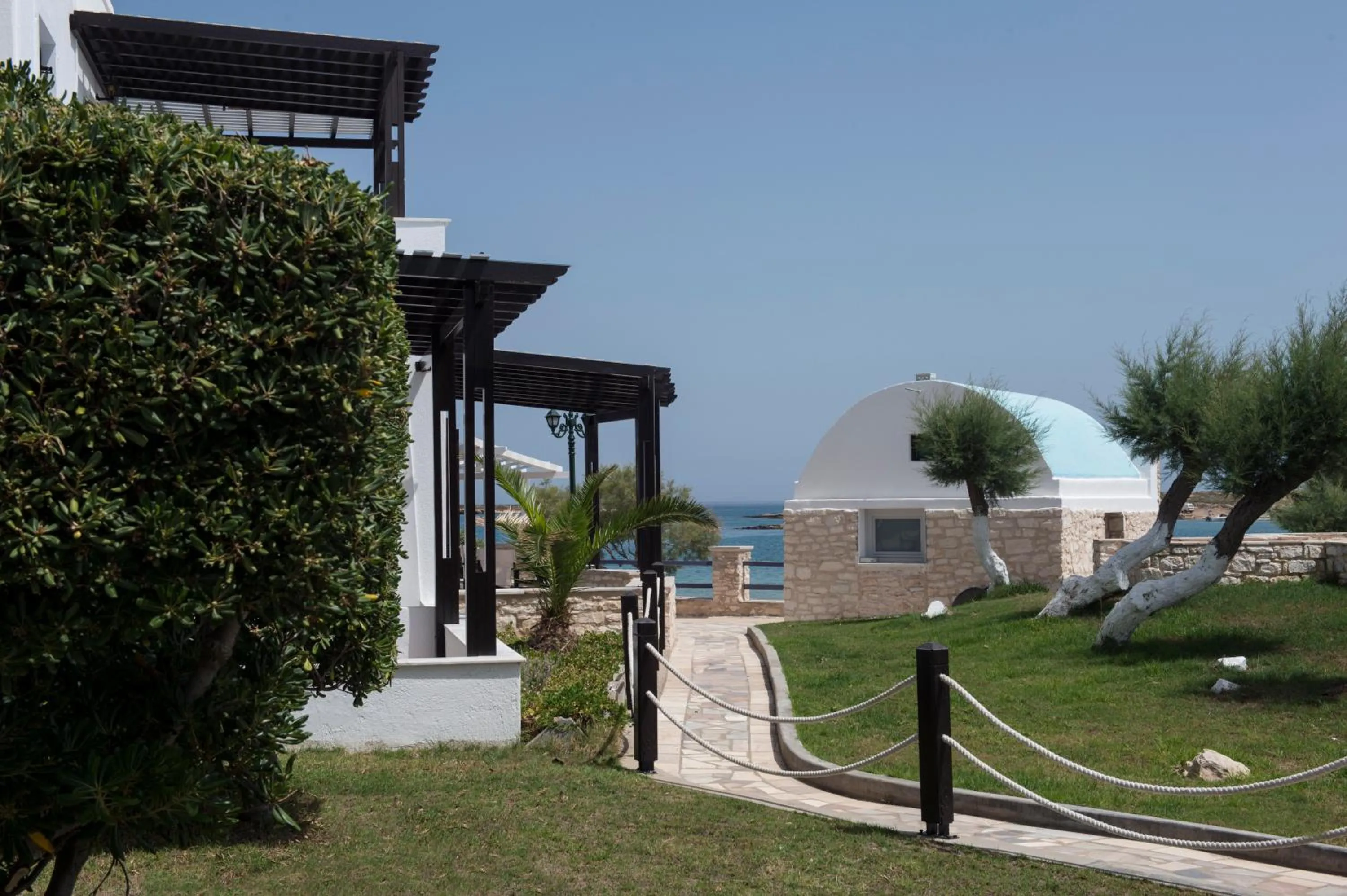 Patio in Contaratos Beach Hotel