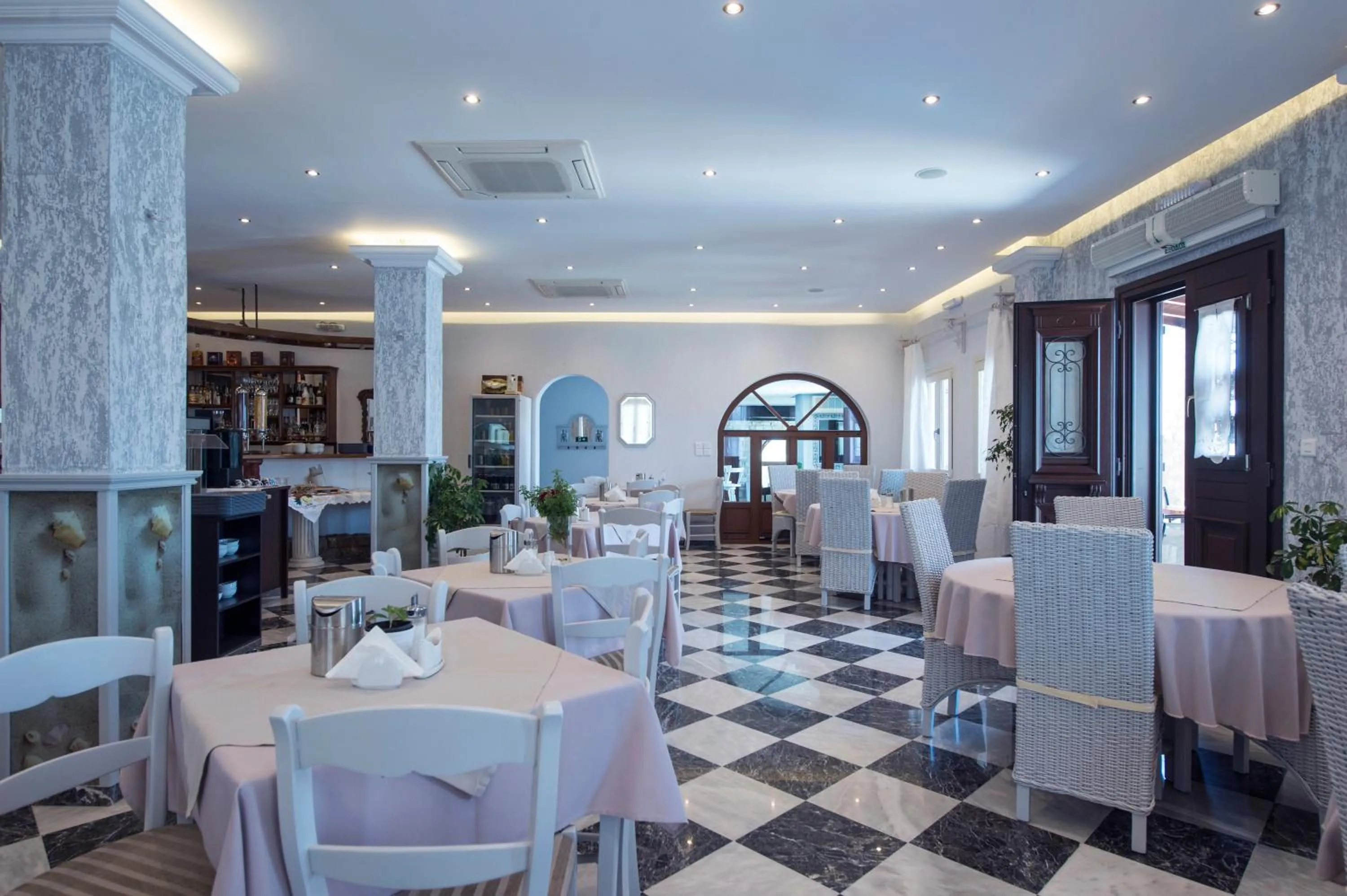 Communal lounge/ TV room in Contaratos Beach Hotel