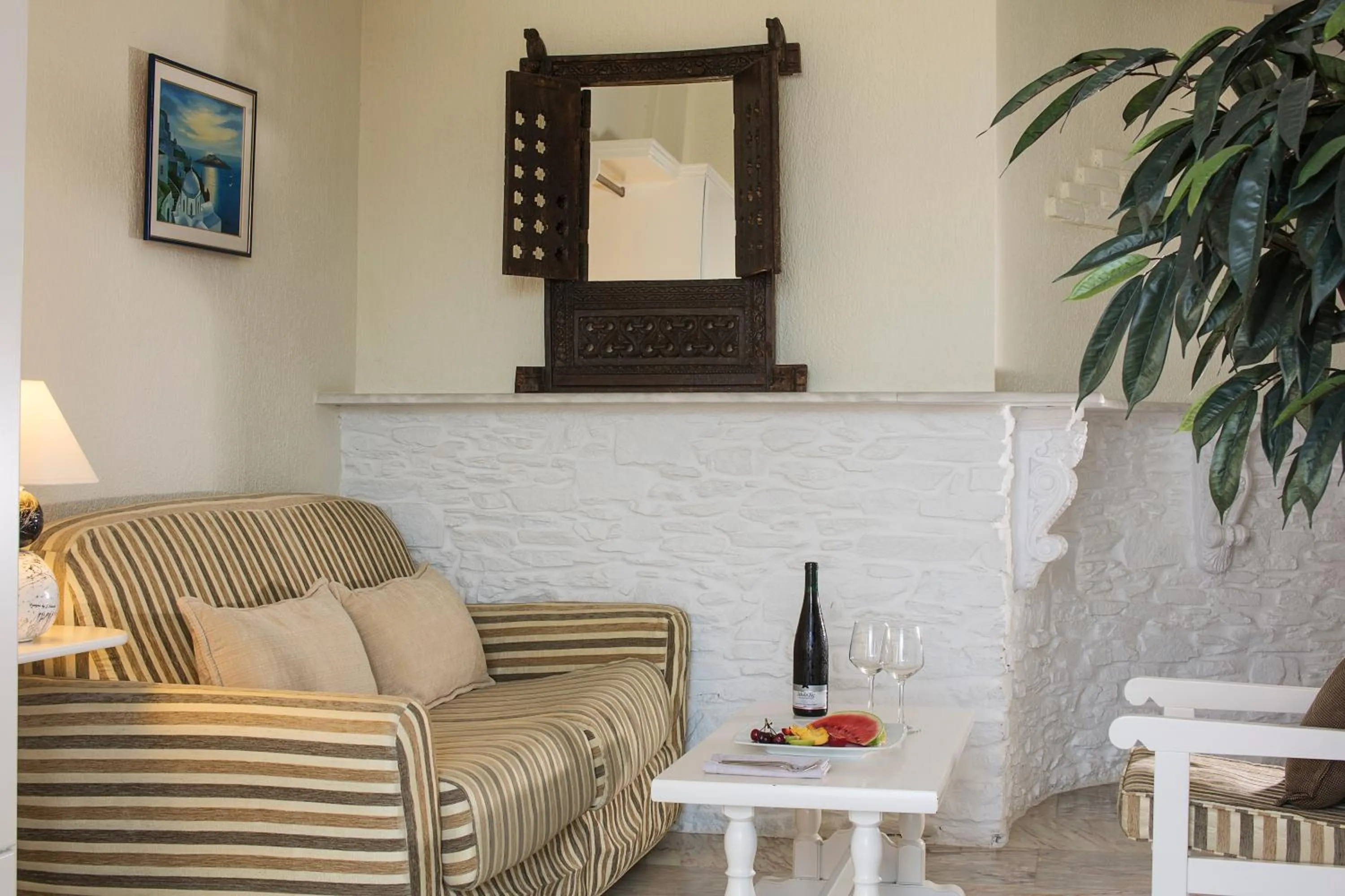 Living room in Contaratos Beach Hotel