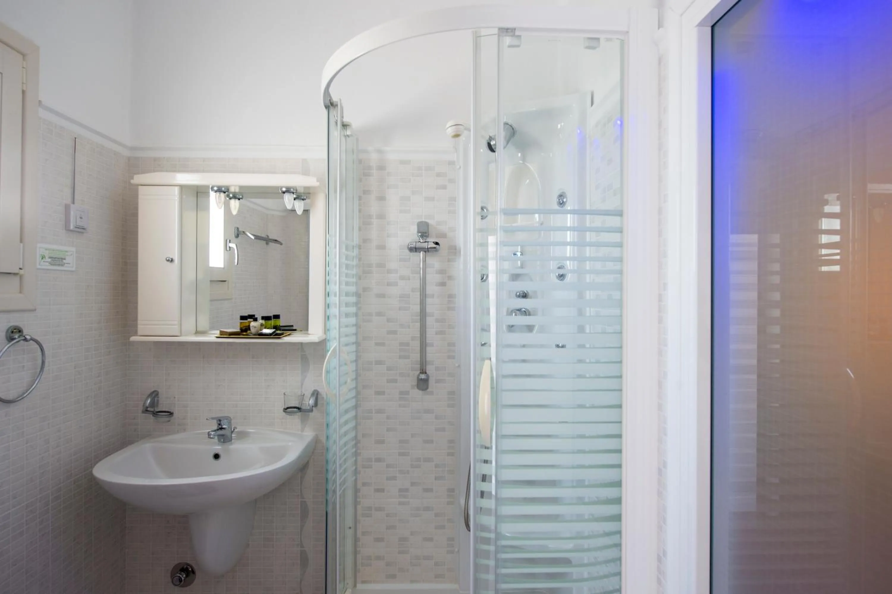 Bathroom in Contaratos Beach Hotel