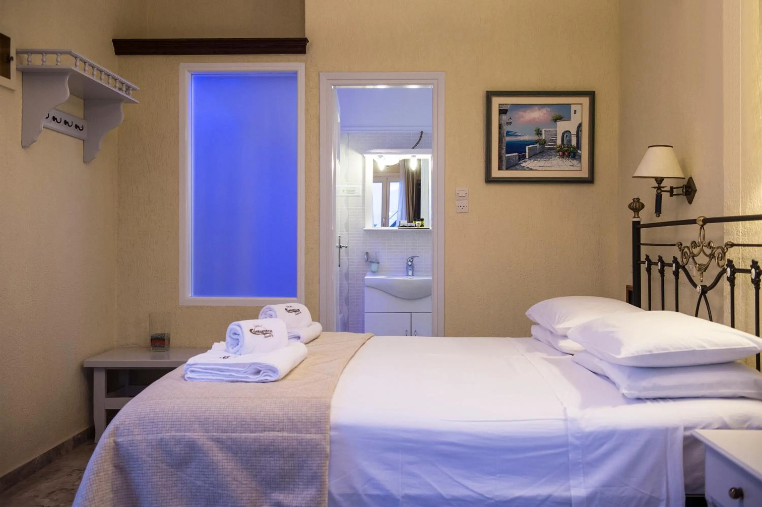 Bed in Contaratos Beach Hotel