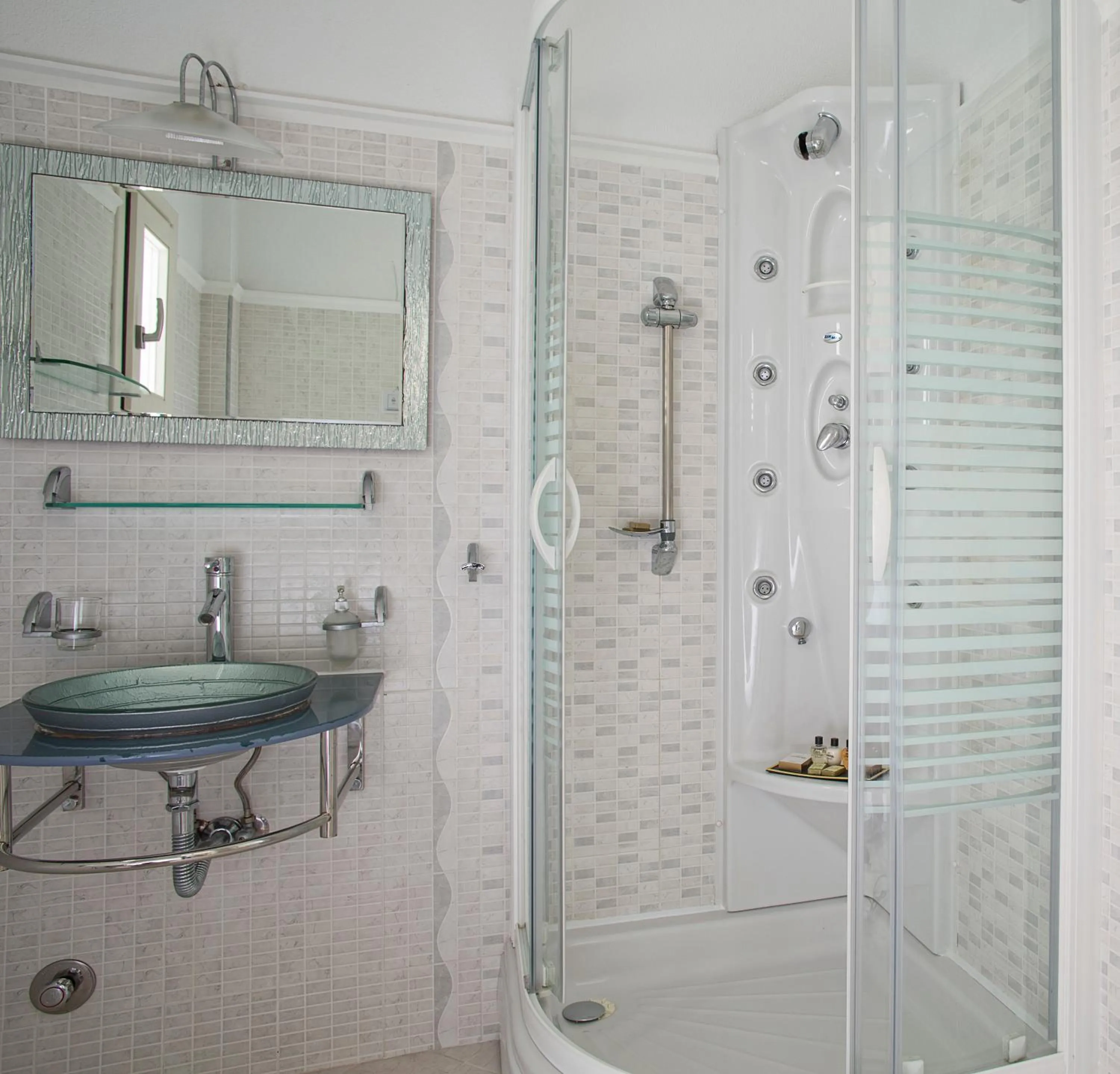 Bathroom in Contaratos Beach Hotel