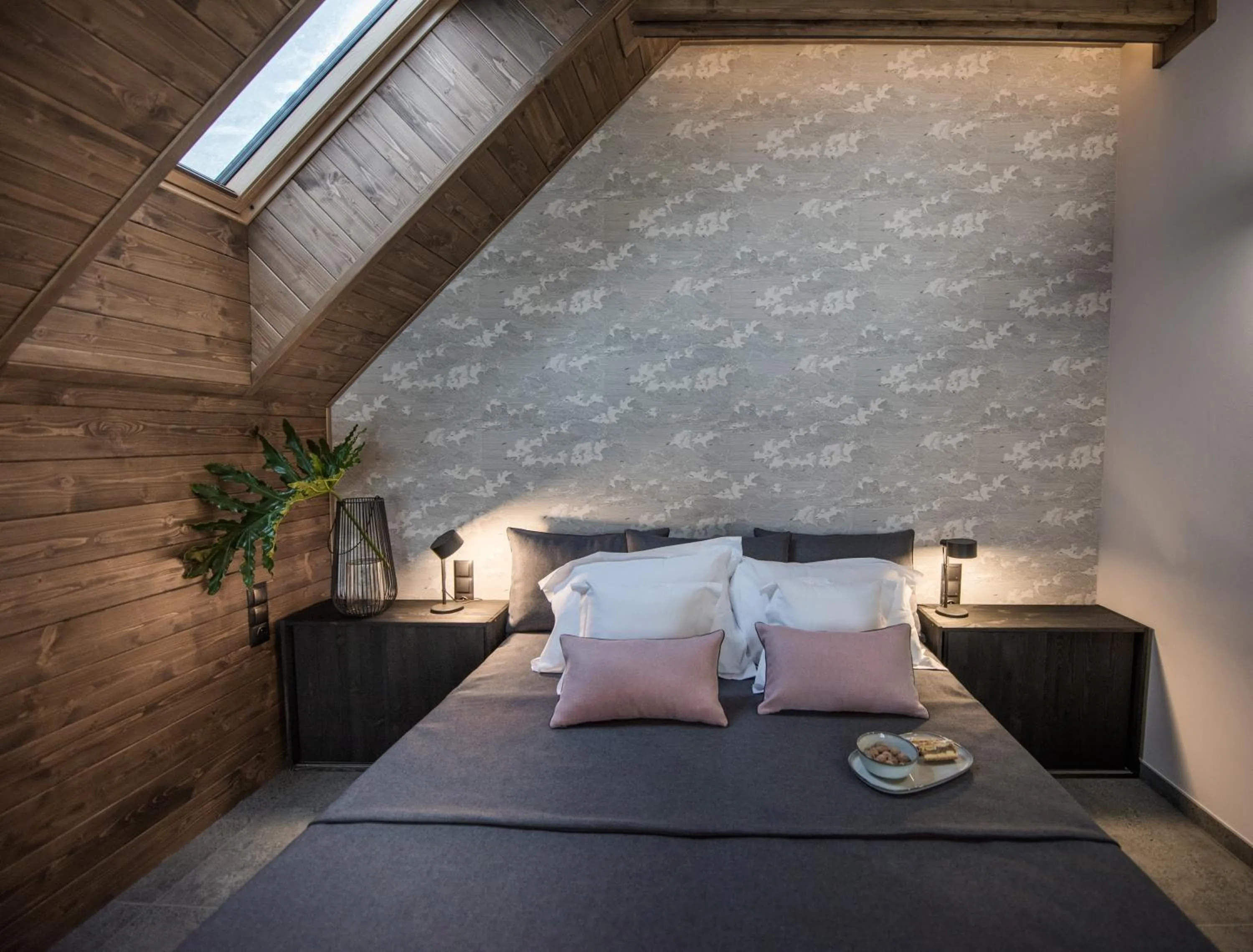 Bedroom, Bed in Aspen Deluxe Residence & ASPEN cottage