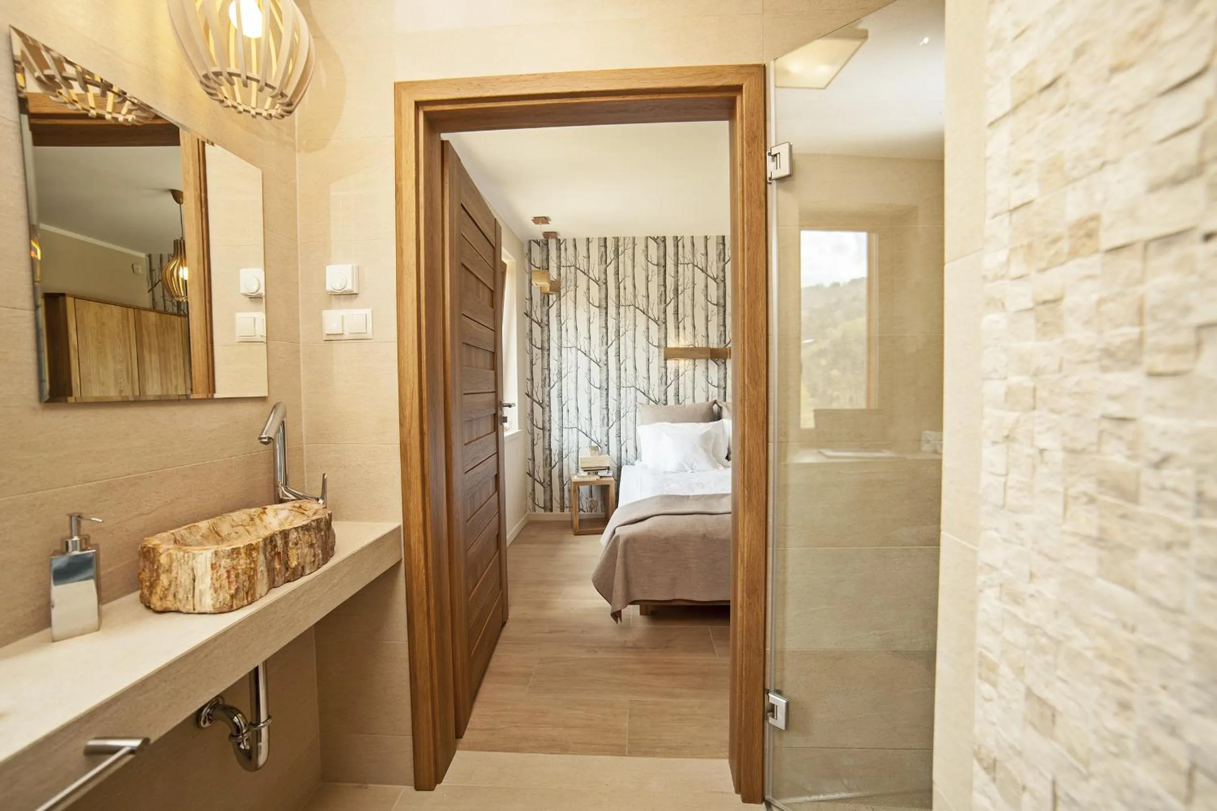 Bathroom, Bed in Aspen Deluxe Residence & ASPEN cottage