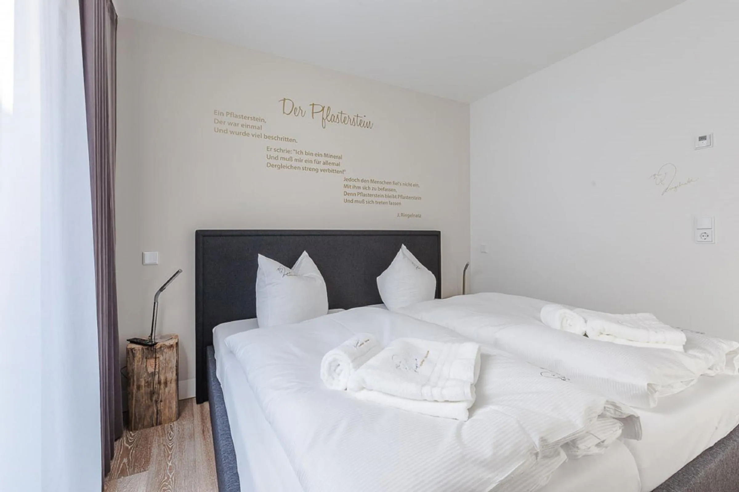 Bedroom, Bed in Ringelnatz Inselhotel