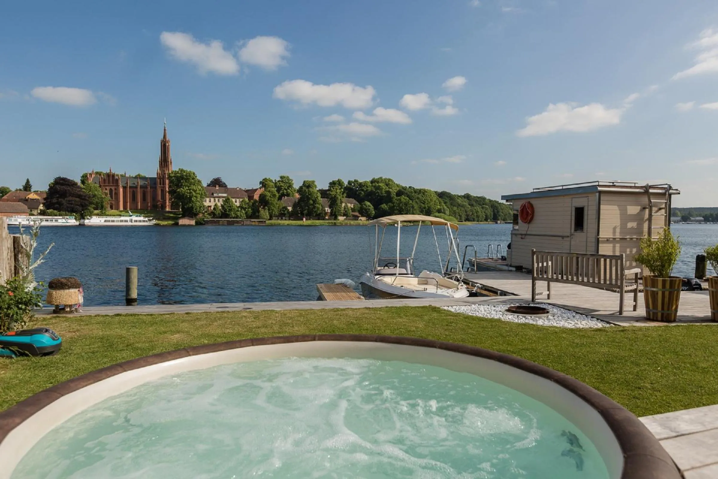 Swimming pool in Ringelnatz Inselhotel