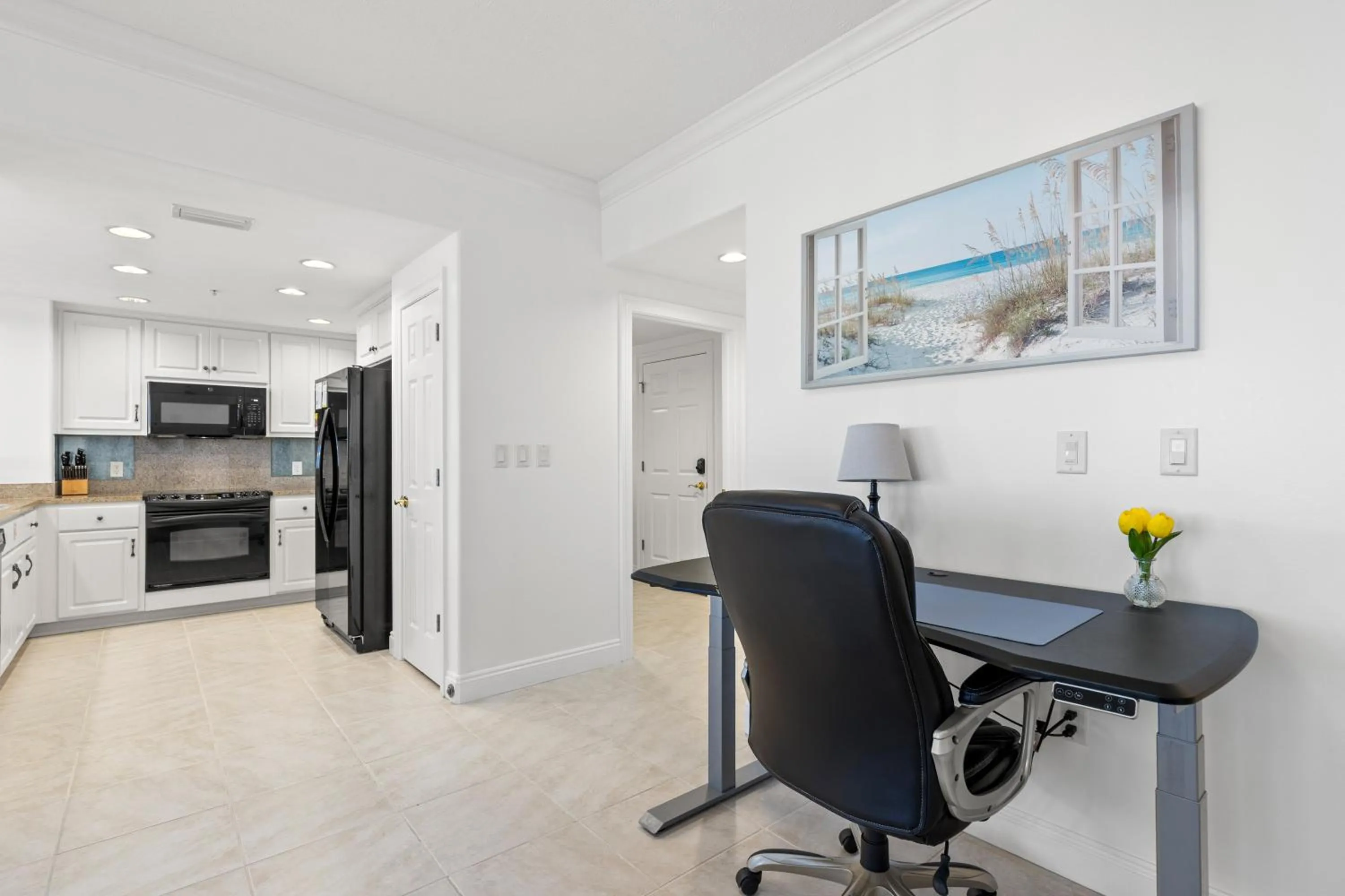 Living room in Treasure Shores–3BR Beachfront Corner Unit sleeps 8 with Stunning Gulf Views!