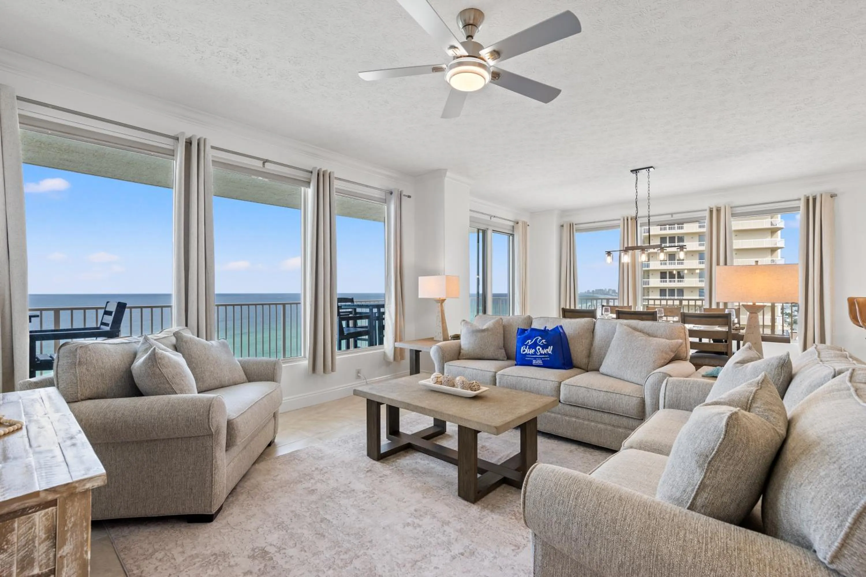 Living room in Treasure Shores–3BR Beachfront Corner Unit sleeps 8 with Stunning Gulf Views!