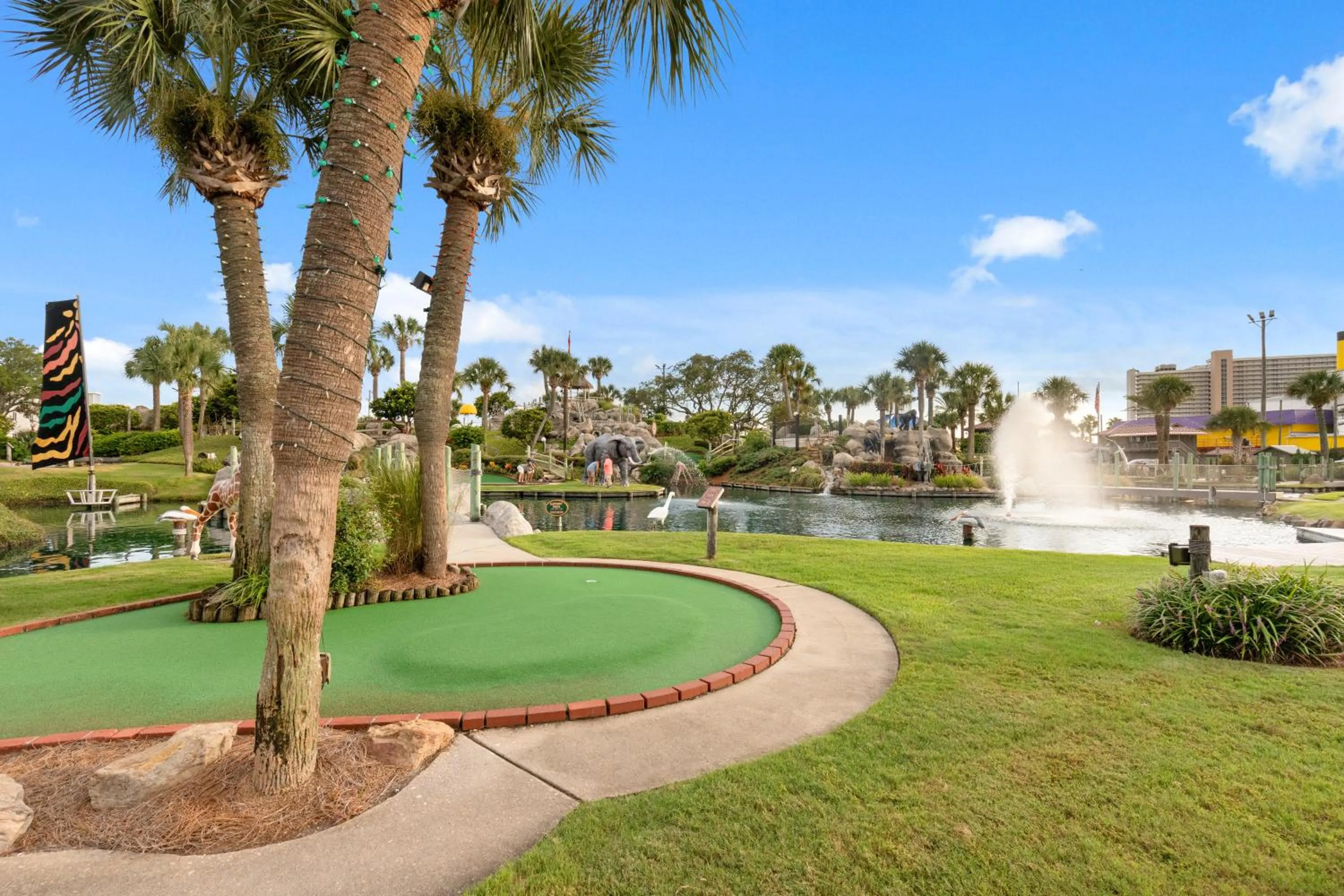 Other in Treasure Shores–3BR Beachfront Corner Unit sleeps 8 with Stunning Gulf Views!