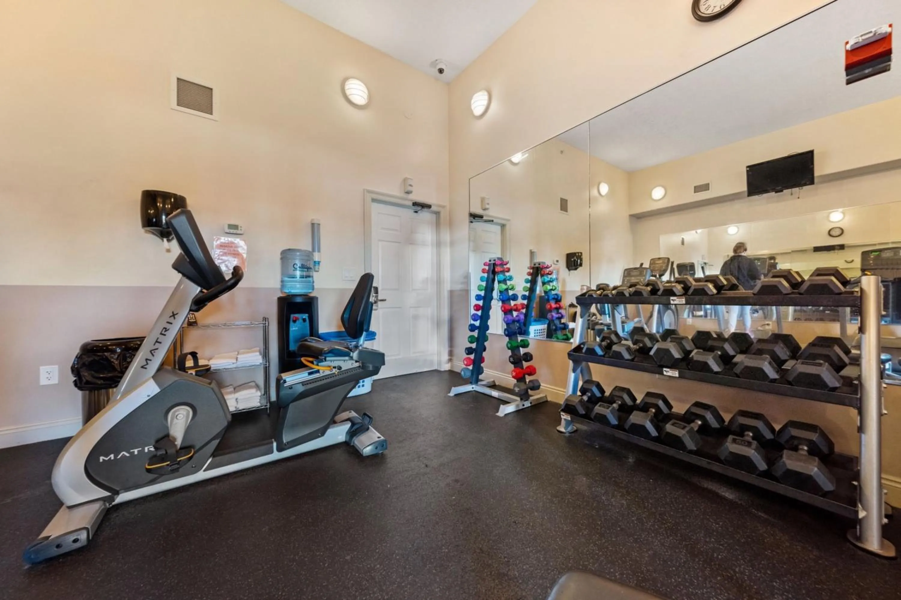 Fitness centre/facilities in Treasure Shores–3BR Beachfront Corner Unit sleeps 8 with Stunning Gulf Views!