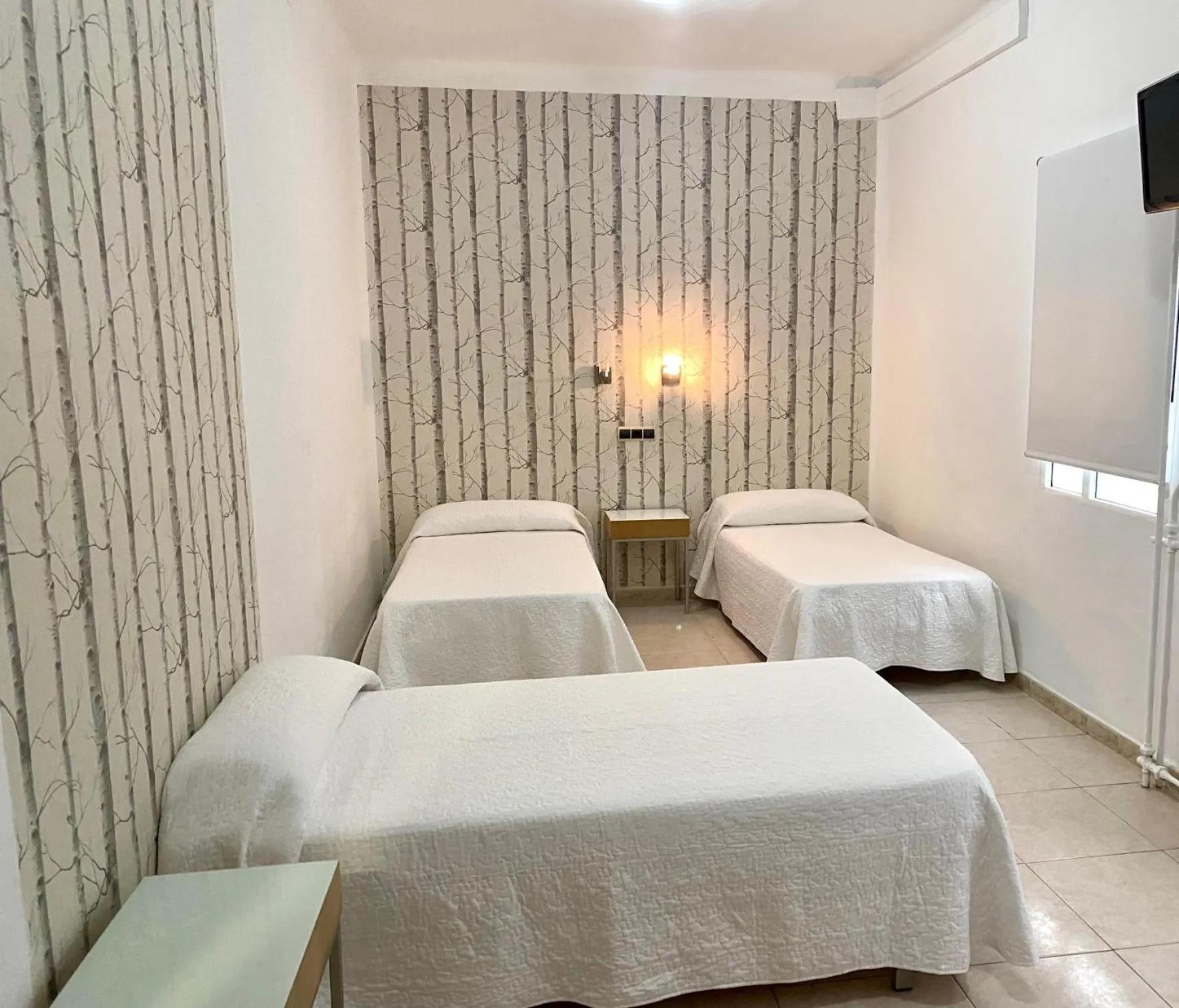 Photo of the whole room, Bed in Hotel Alamo