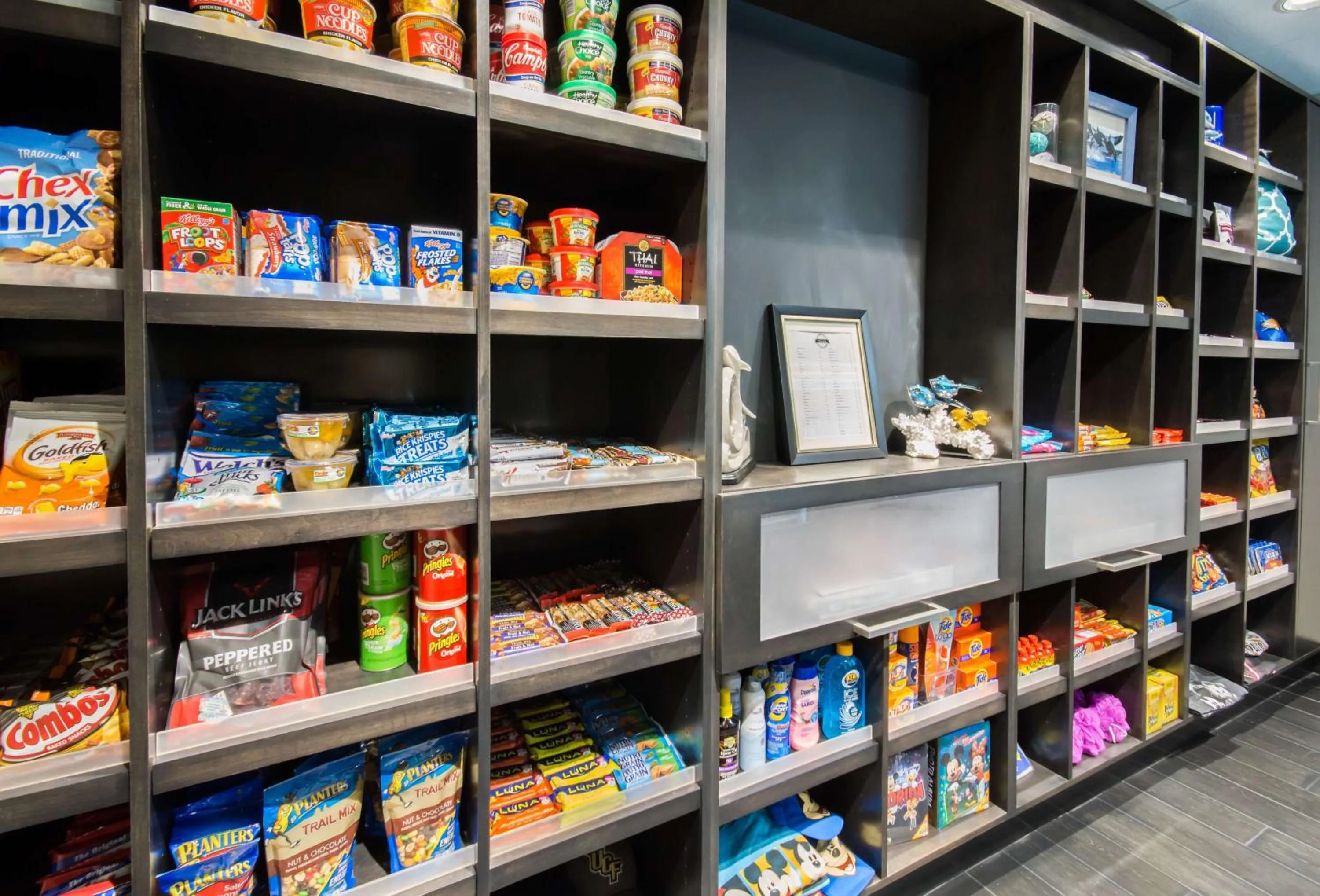 Restaurant/places to eat in Hampton Inn & Suites Orlando near SeaWorld