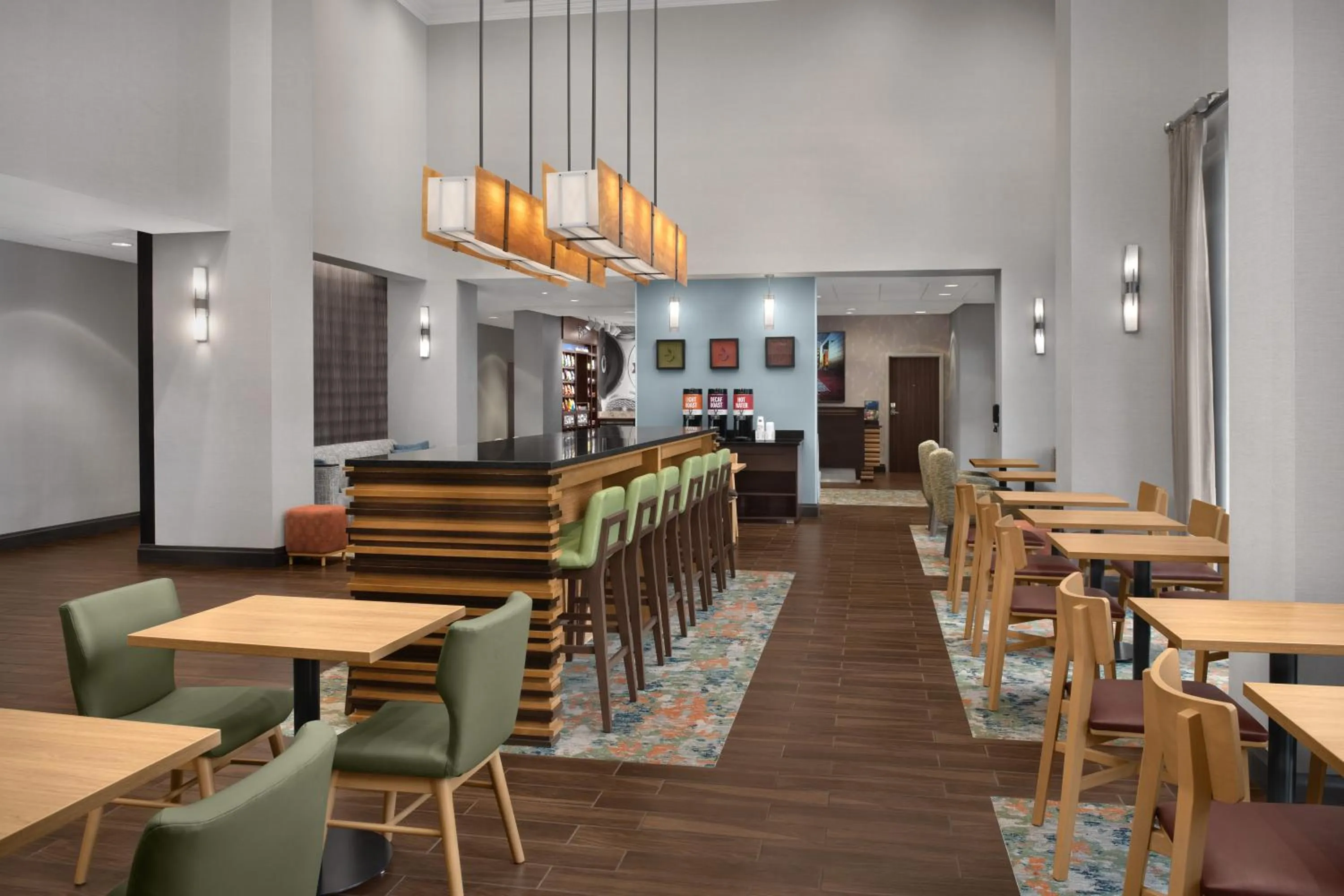 Lobby or reception in Hampton Inn & Suites Baltimore North/Timonium, MD