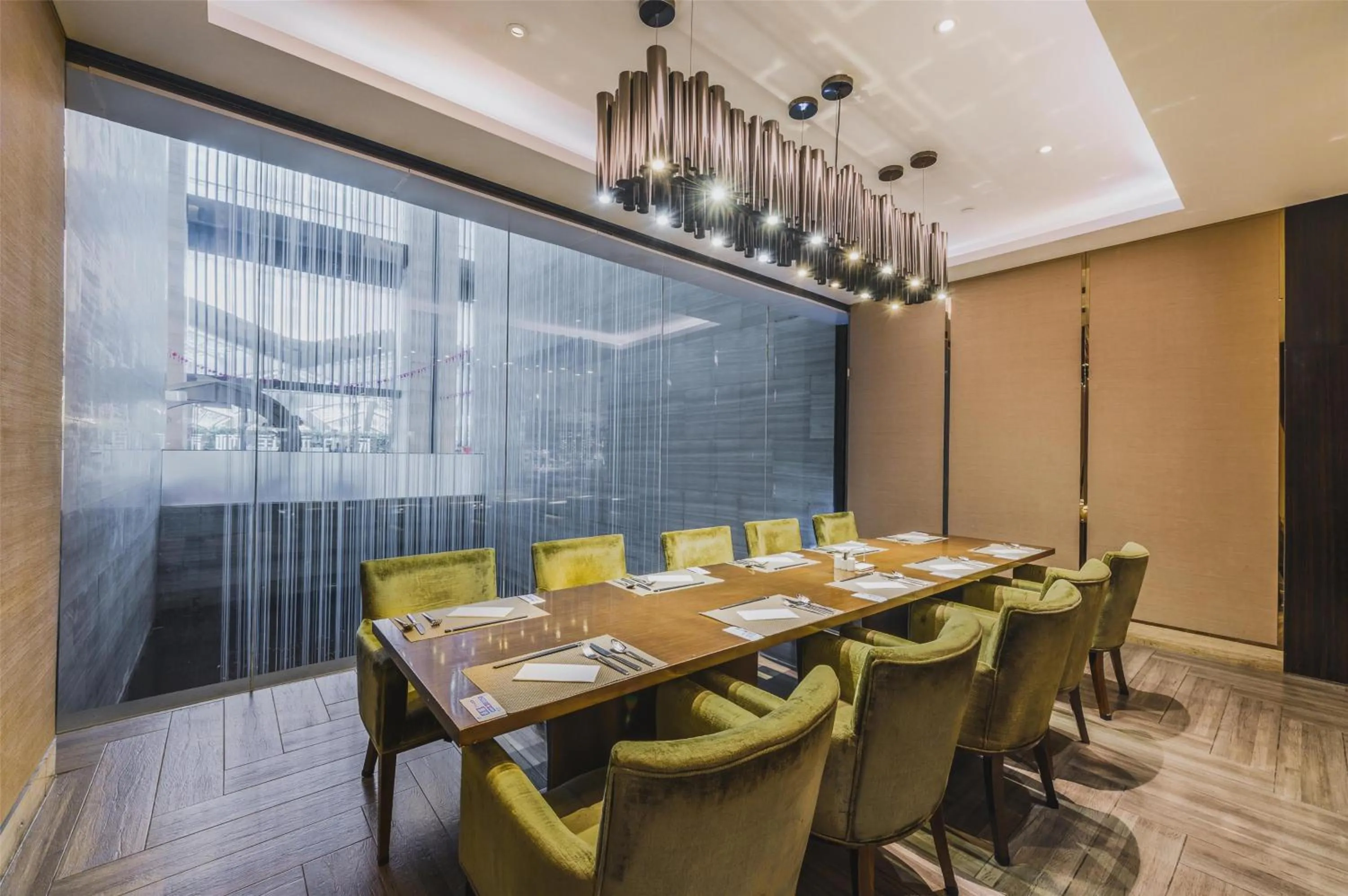 Restaurant/places to eat in Hilton Chengdu