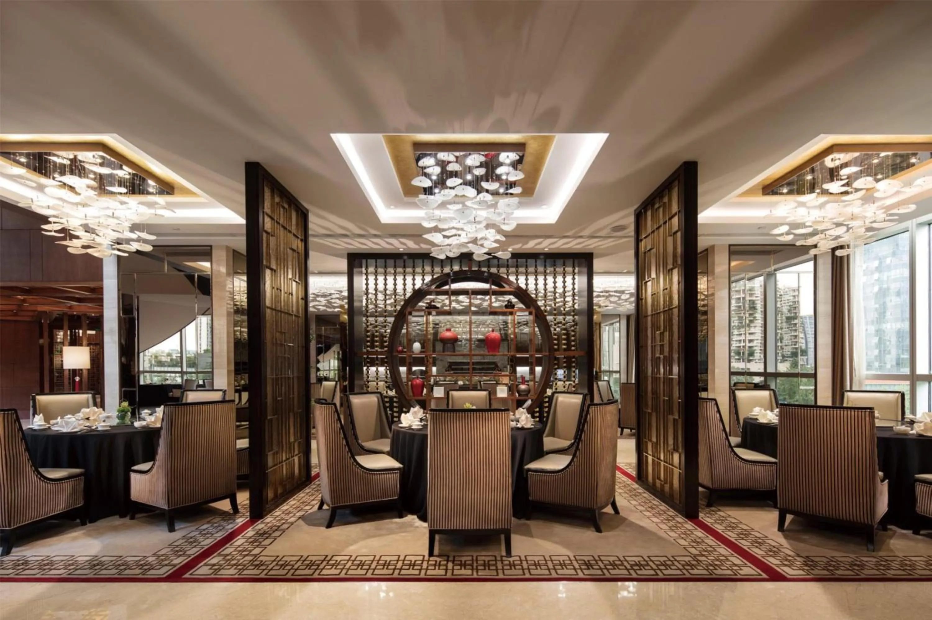 Restaurant/places to eat in Hilton Chengdu