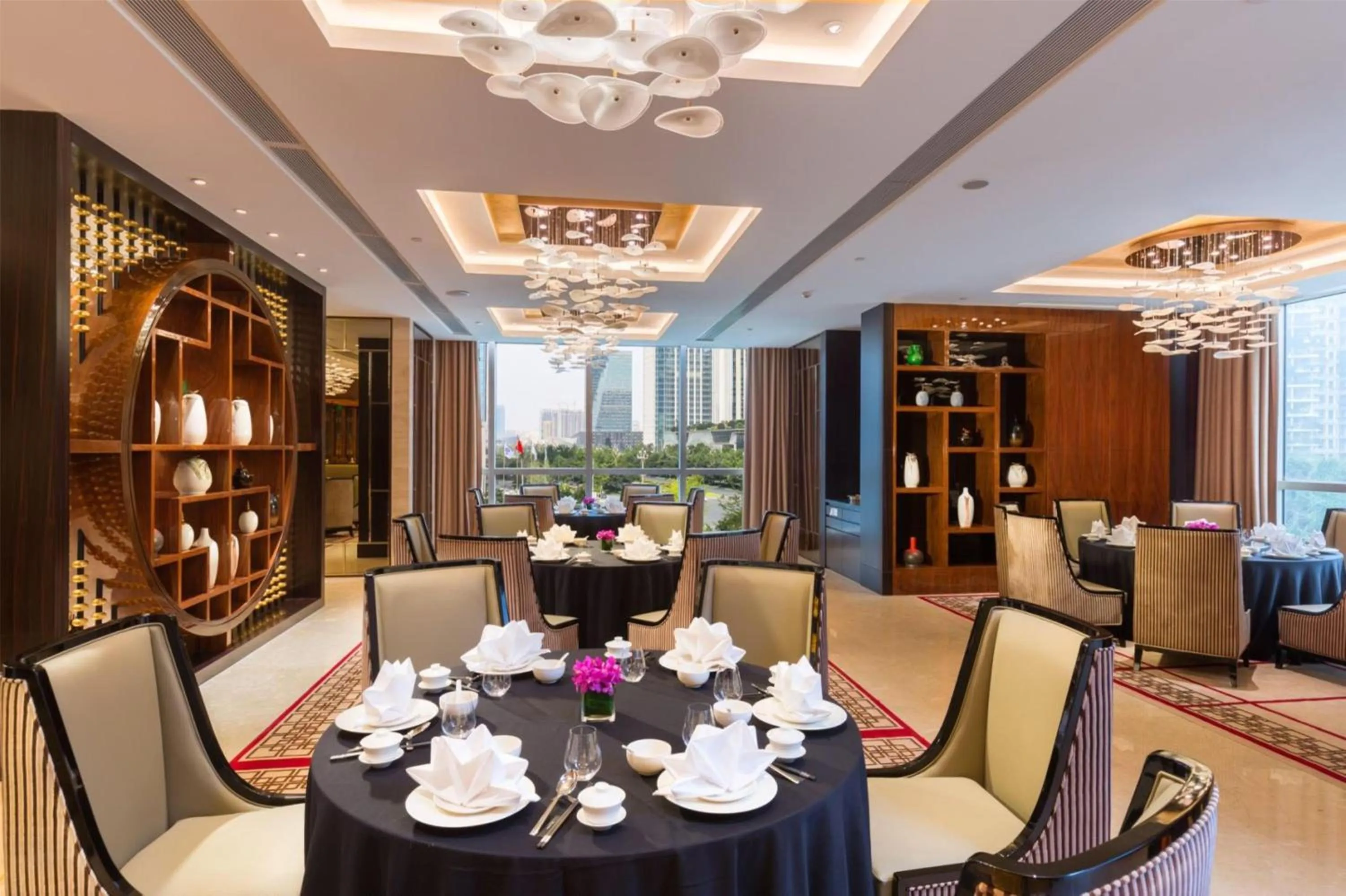 Restaurant/places to eat in Hilton Chengdu