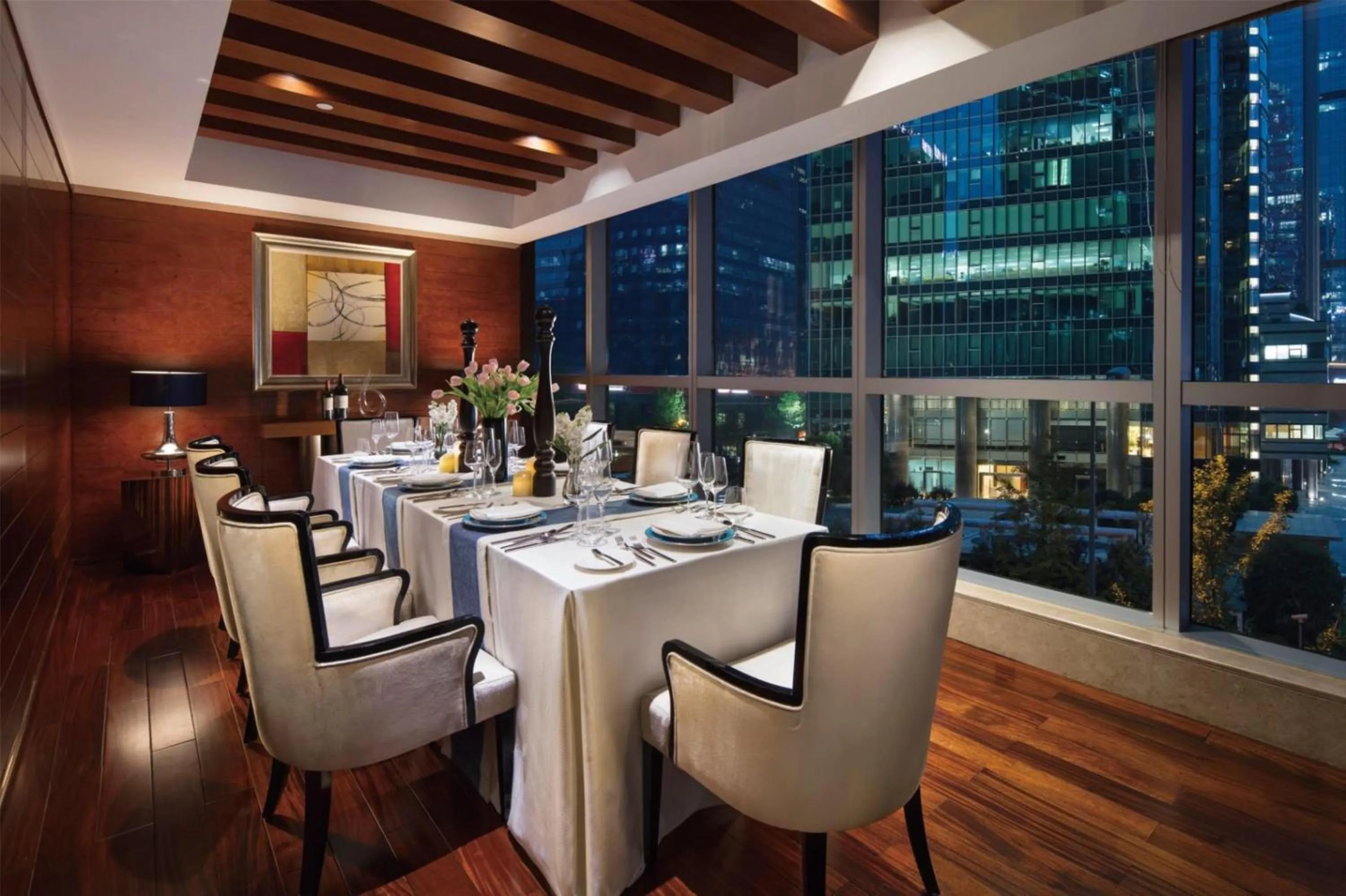 Restaurant/places to eat in Hilton Chengdu