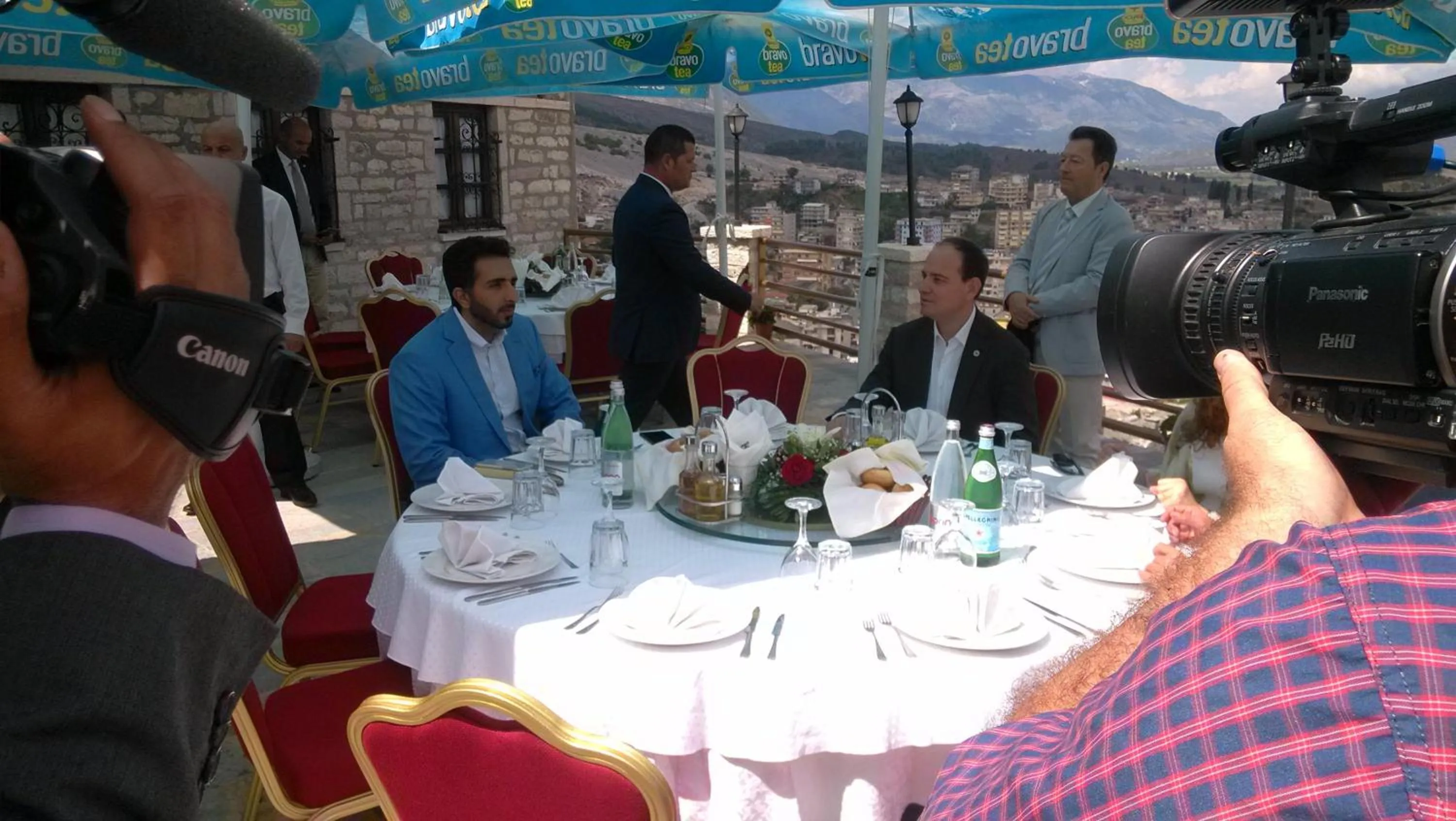 People in Hotel Kodra